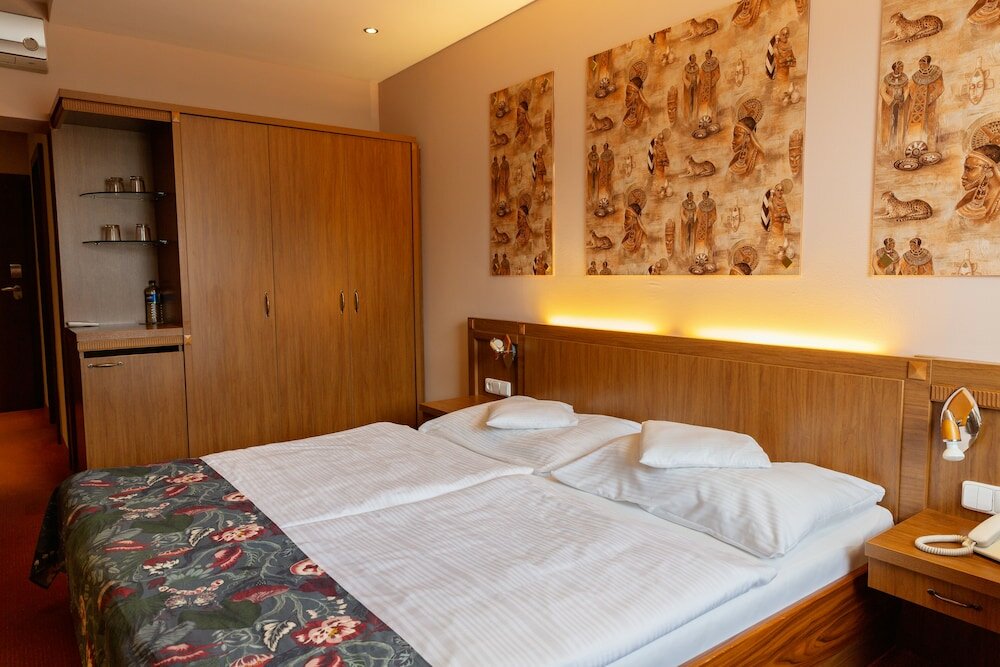 Comfort Double Room, 1 King Bed, Non Smoking