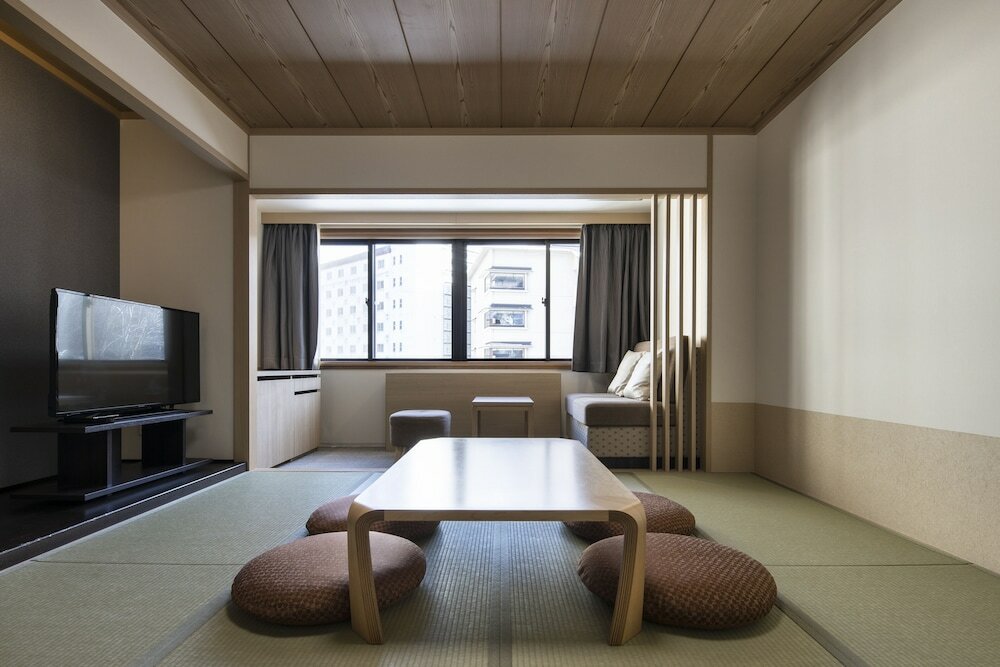 Superior Non-Smoking Japanese(Eastbuilding)-Breakfast + Deluxe Kaiseki Dinner At Japanese Restaurant