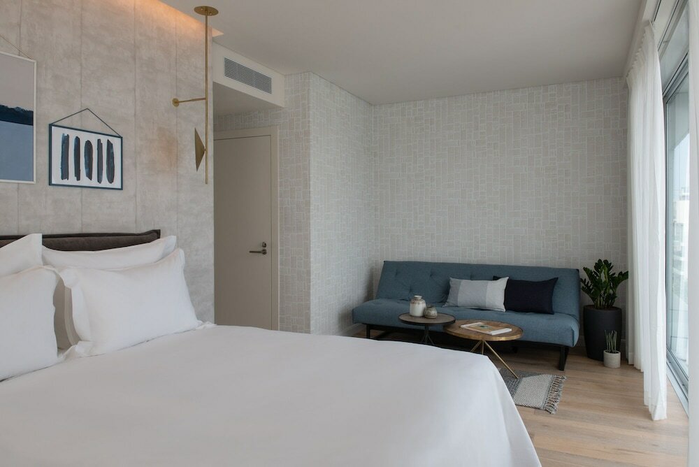 Deluxe Triple Room, Balcony