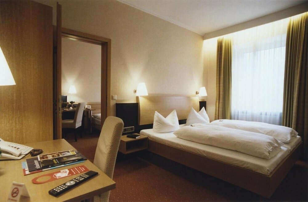 Family Double Room, 2 Bedrooms, Connecting Rooms