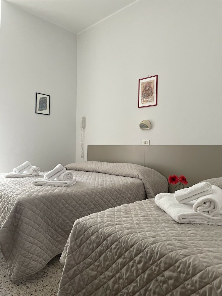 Triple Room, Balcony