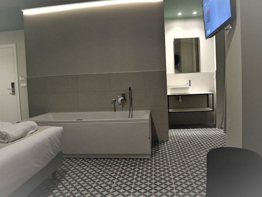 Deluxe Double Room, Hot Tub