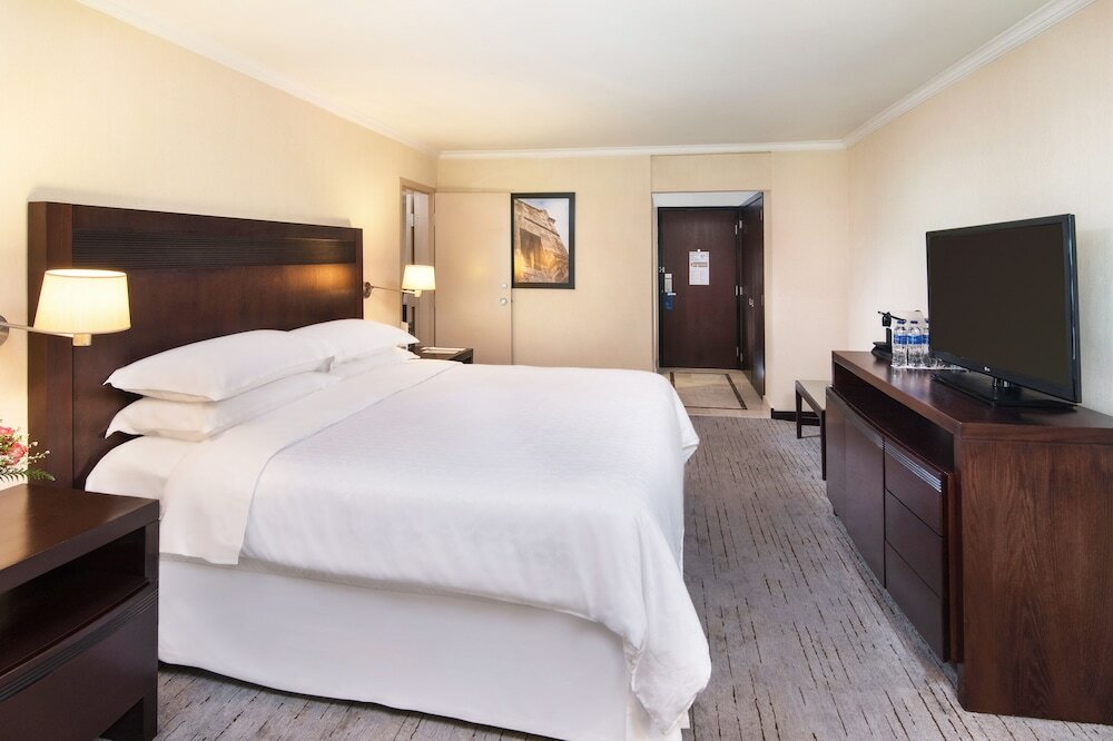 Club Room, 1 King Bed, Ocean View