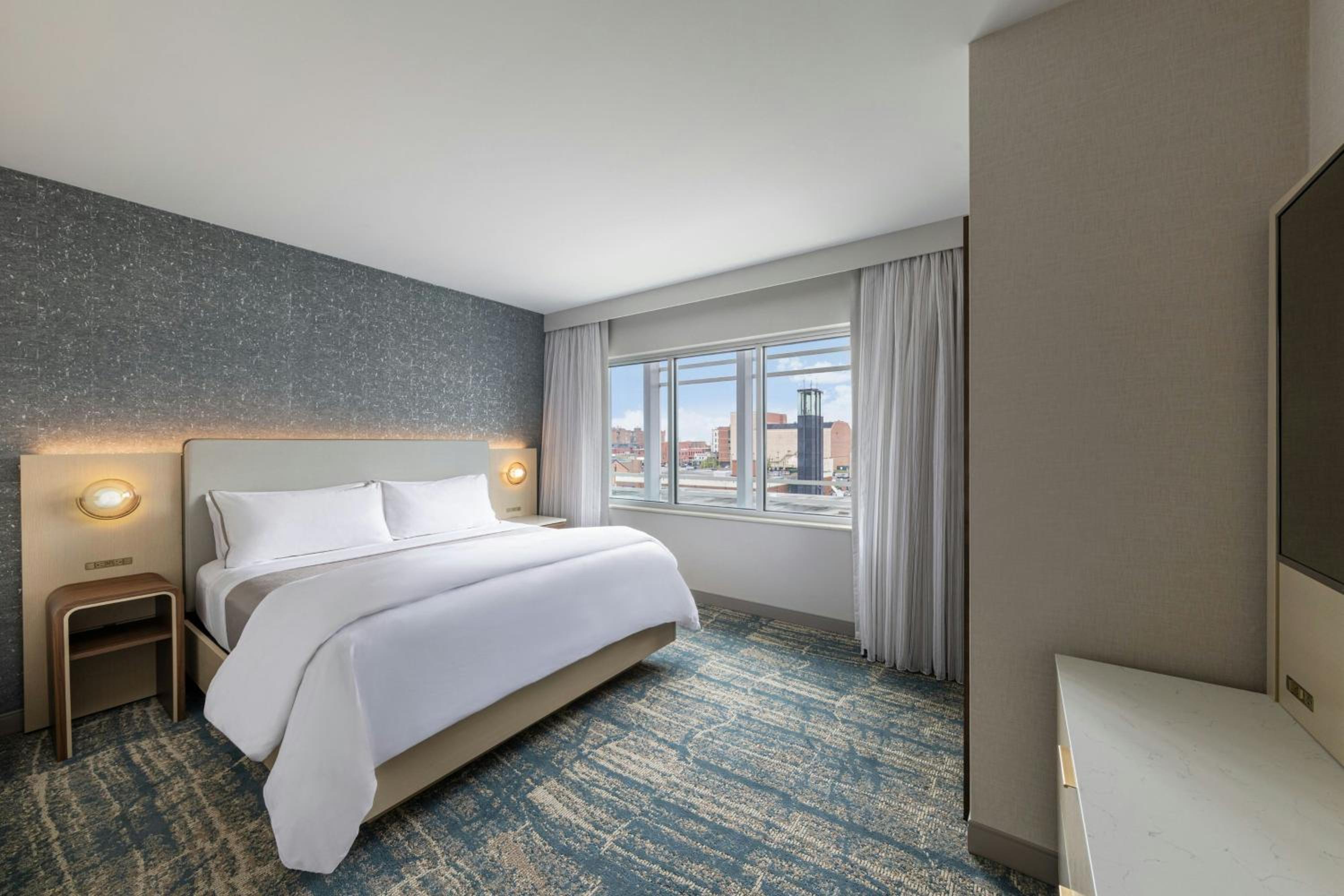 Executive King Suite