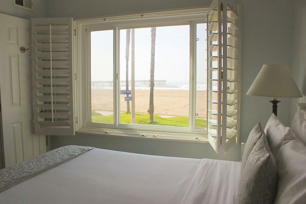Panoramic Room, 1 Queen Bed, Non Smoking, Ocean View