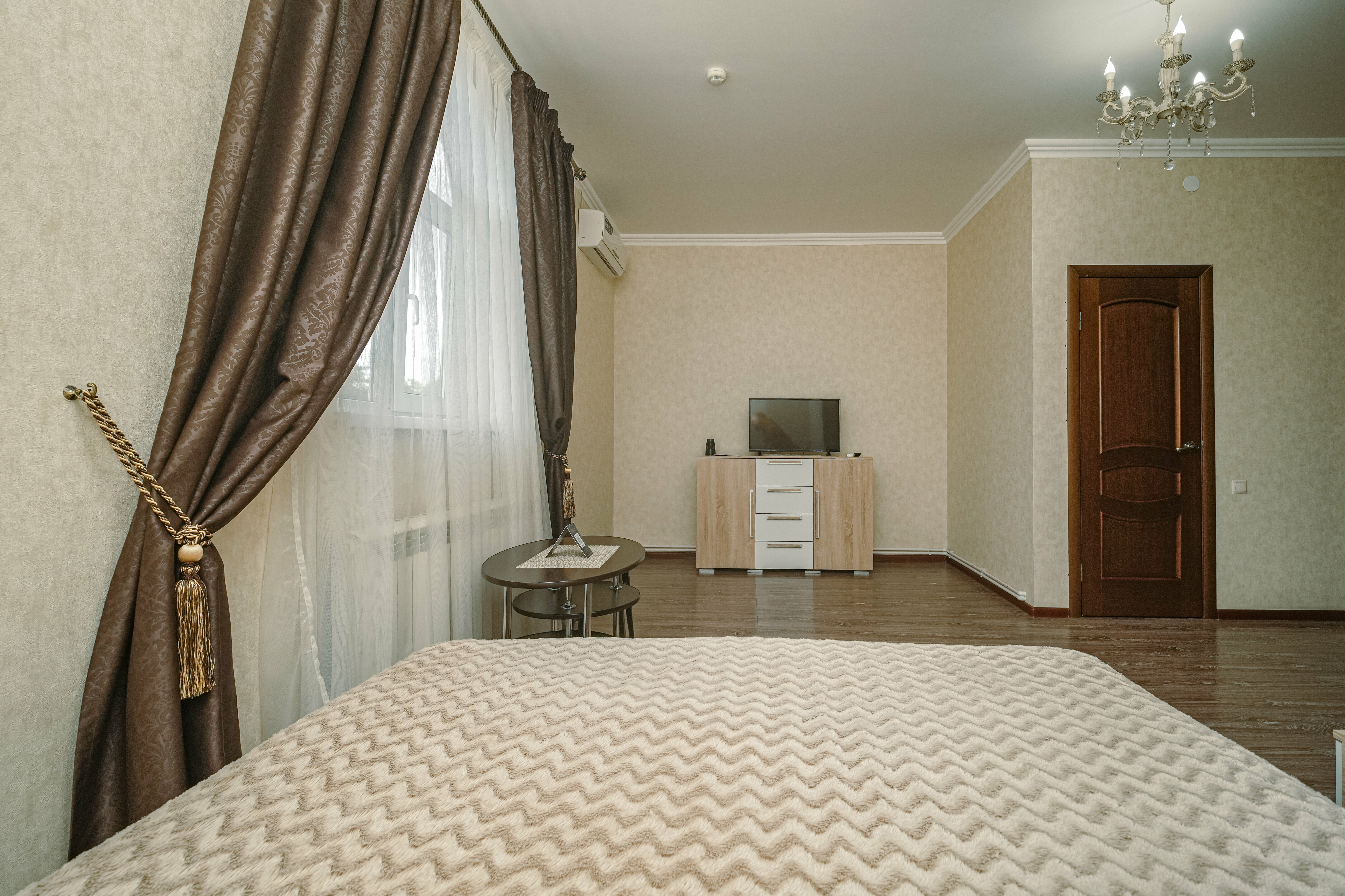 Двухместный 2 спальная кровать