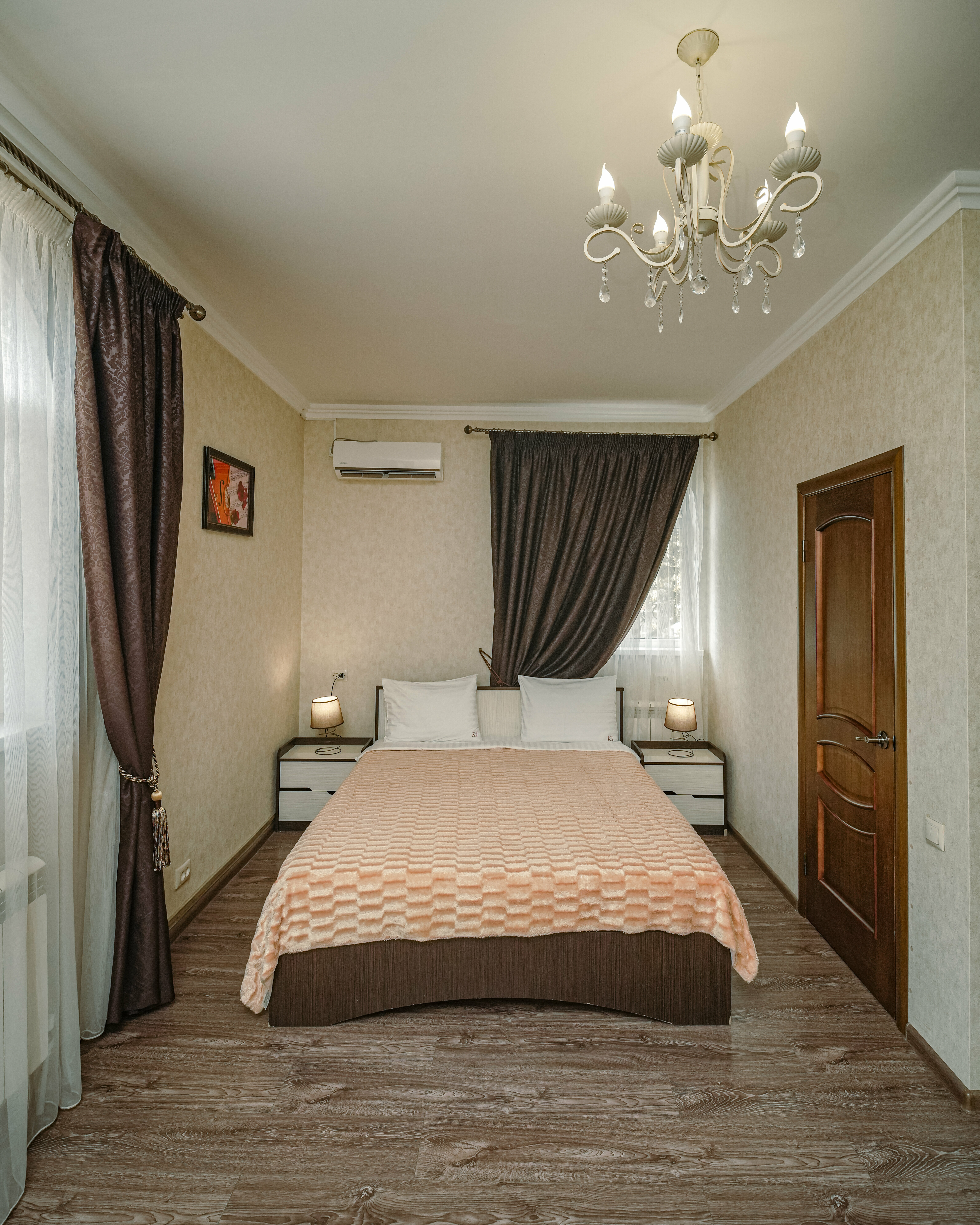 Двухместный 2 спальная кровать