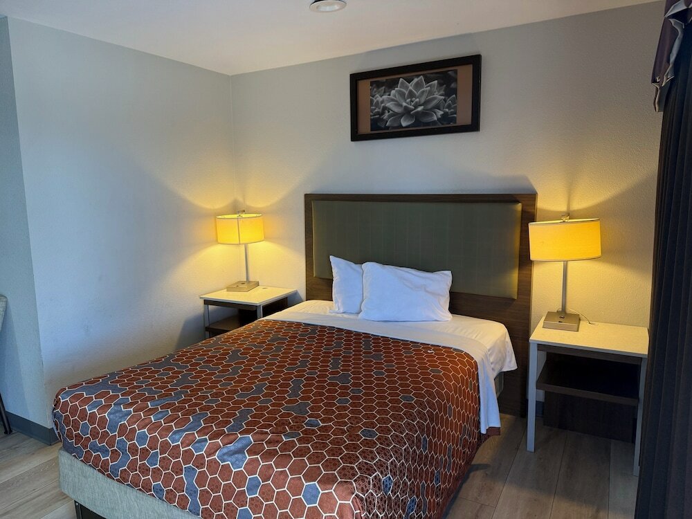 Suite, 1 Queen Bed, Non Smoking