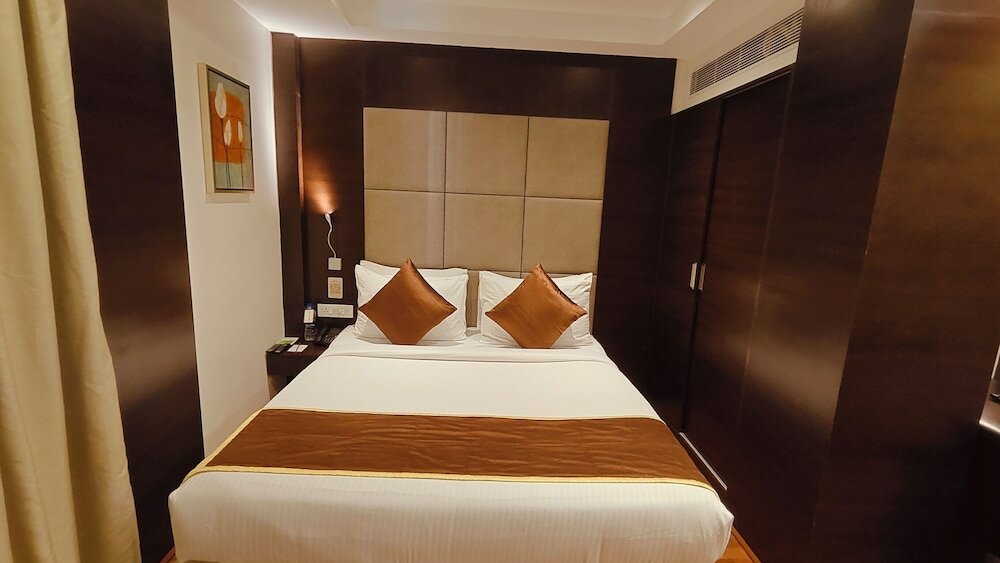 Exclusive Duplex, 1 King Bed with Sofa bed