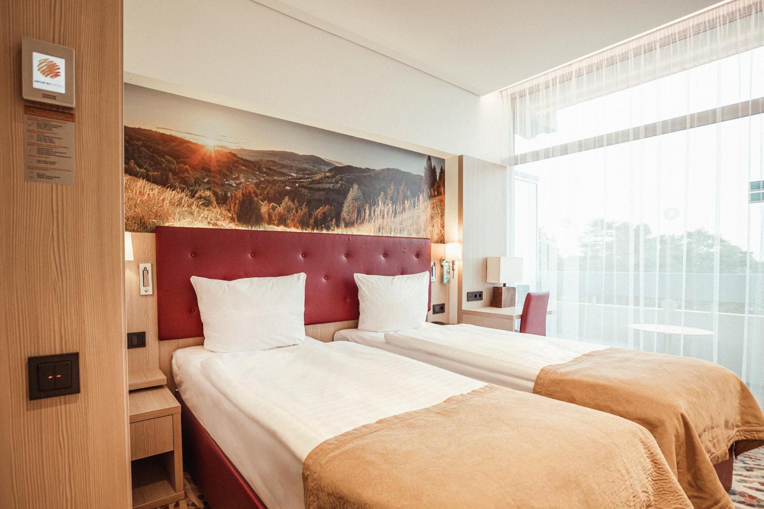 Standard Twin Room with Spa Access 