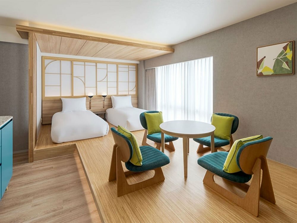 Family Room, 2 Twin Beds