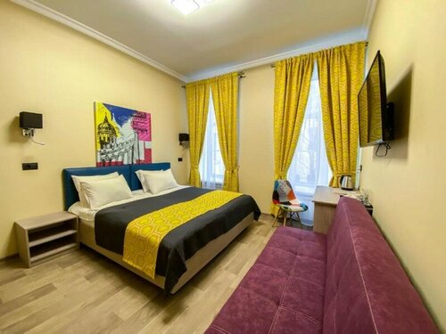 Четырехместный номер с ванной комнатой