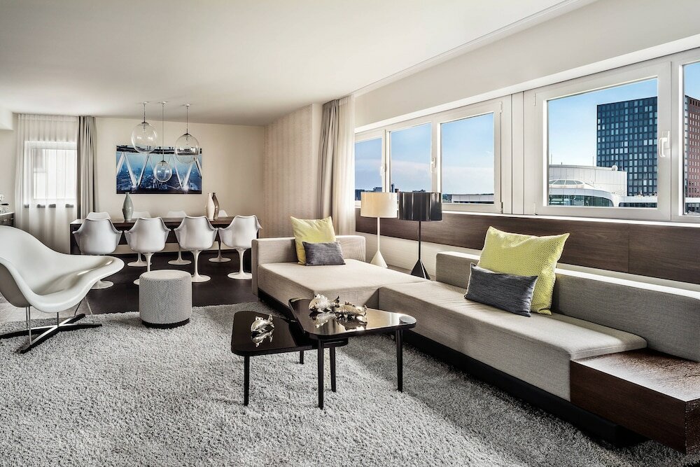 Suite, 1 Bedroom (View)