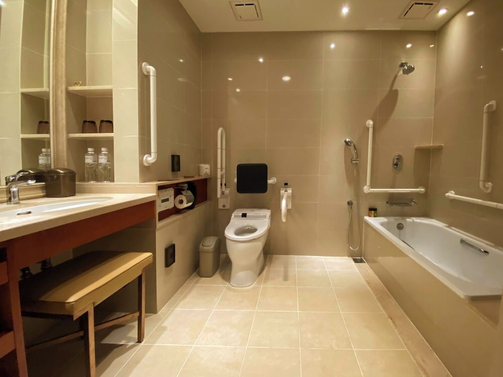 Accessible Double Room, 1 King Bed