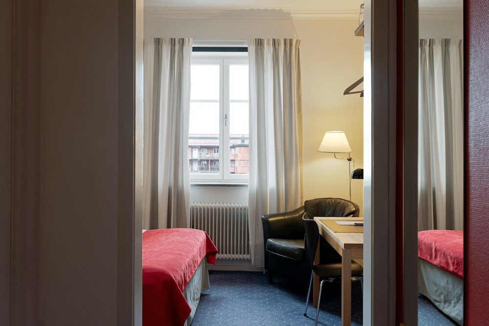 Basic Double Room