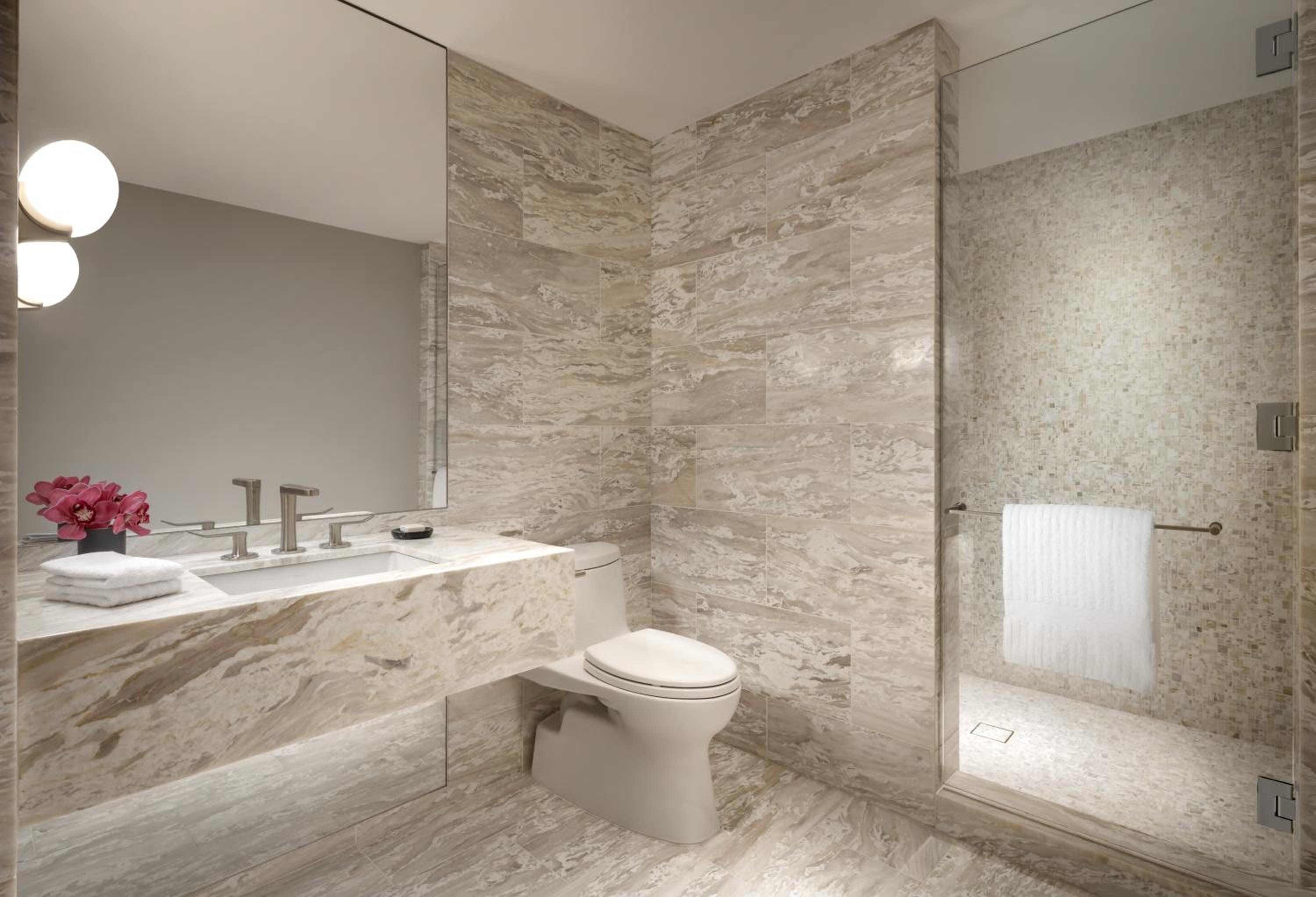 Fairmont Gold One Bedroom King Suite One King with Lounge Access