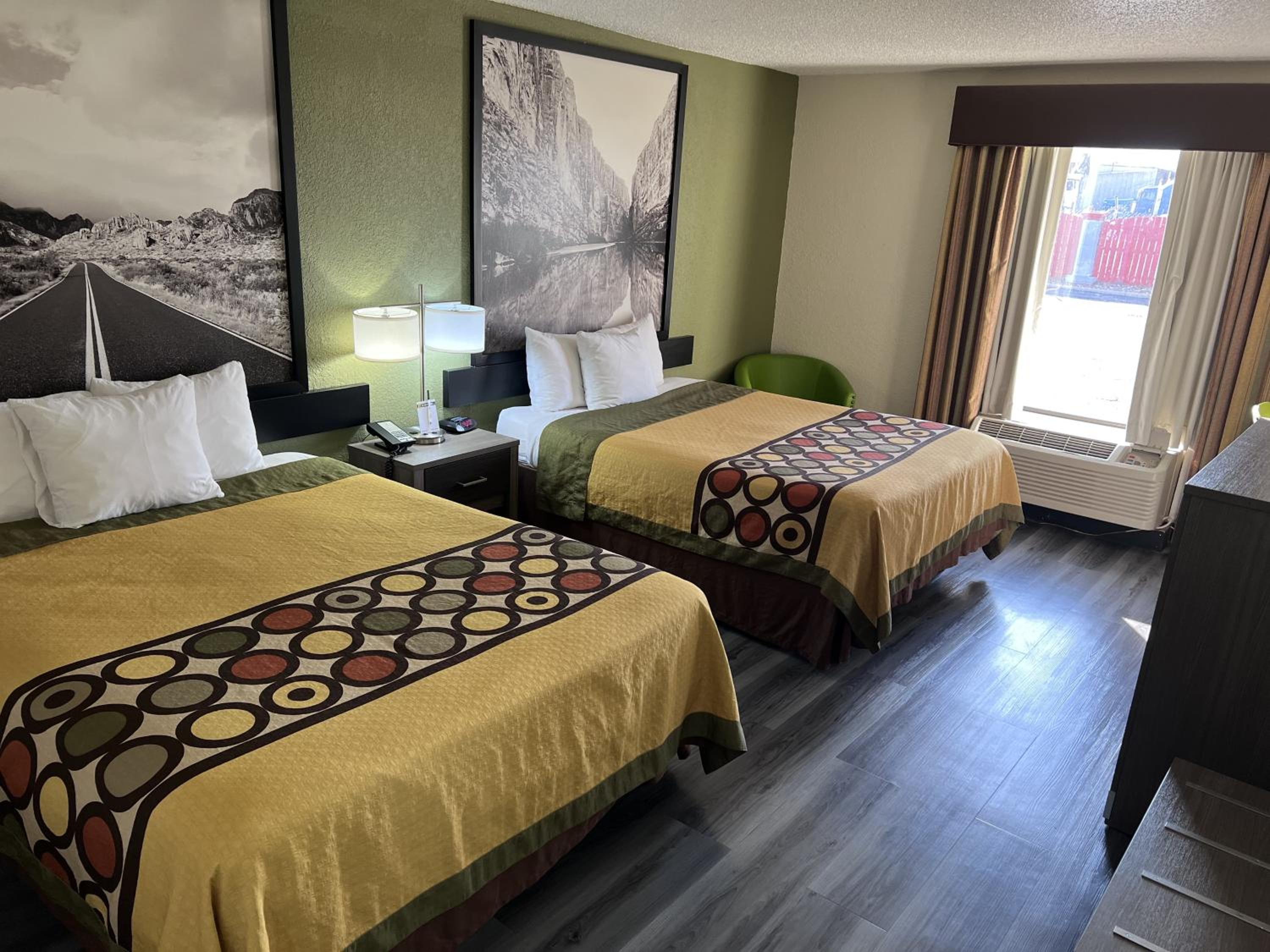 Queen Room with Two Queen Beds - Non-Smoking