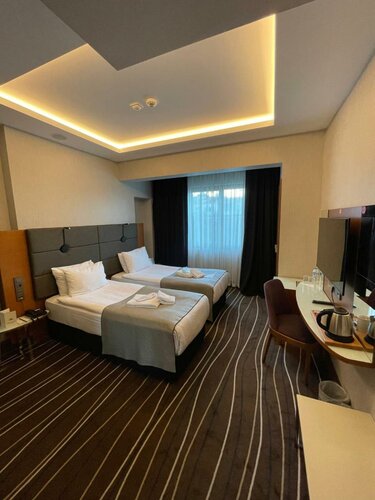 Budget Double Or Twin Room в Cihangir Hotel