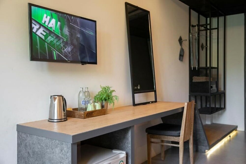 Deluxe Double Room, Pool View