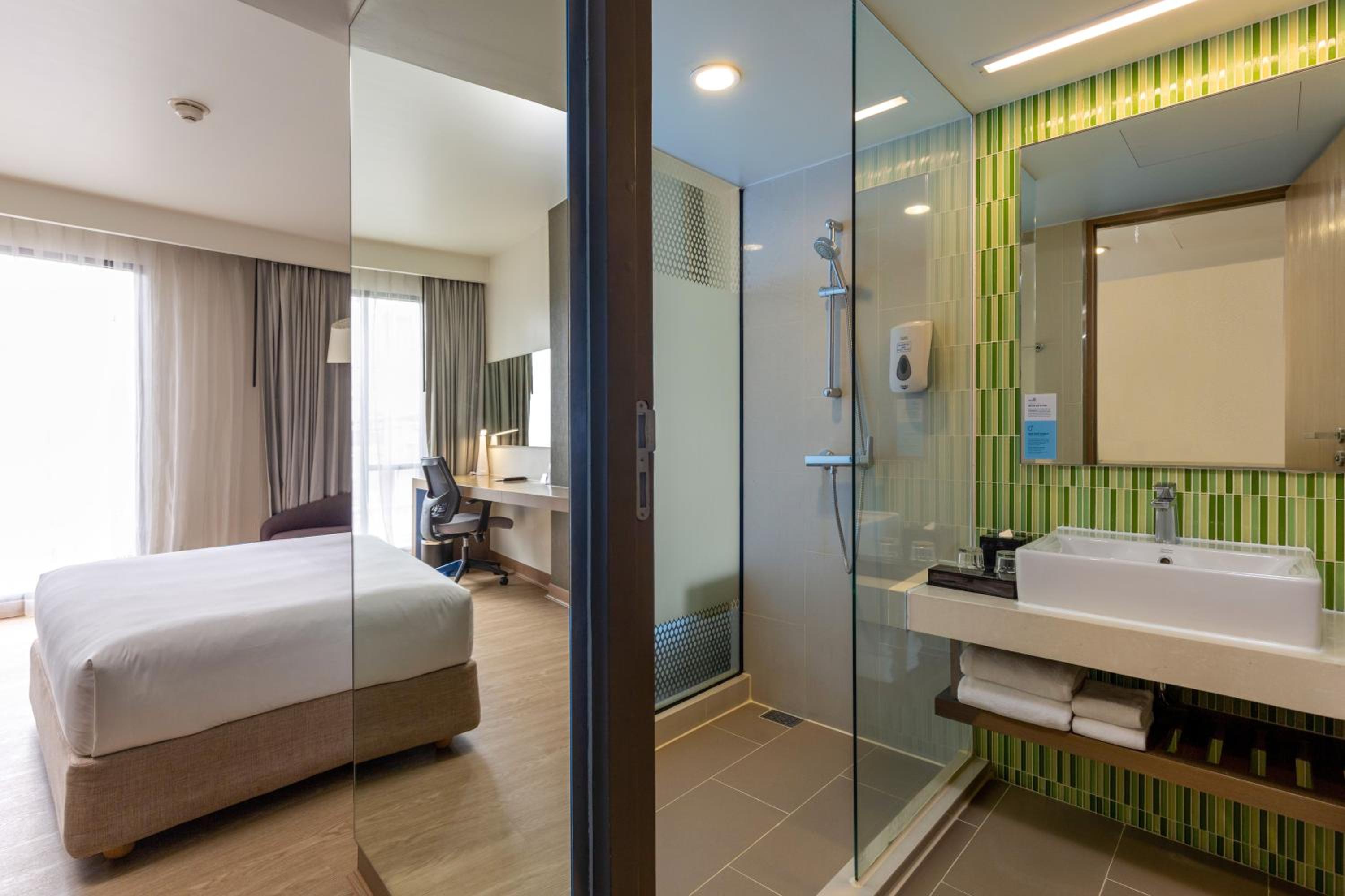 Standard Room with Free Breakfast
