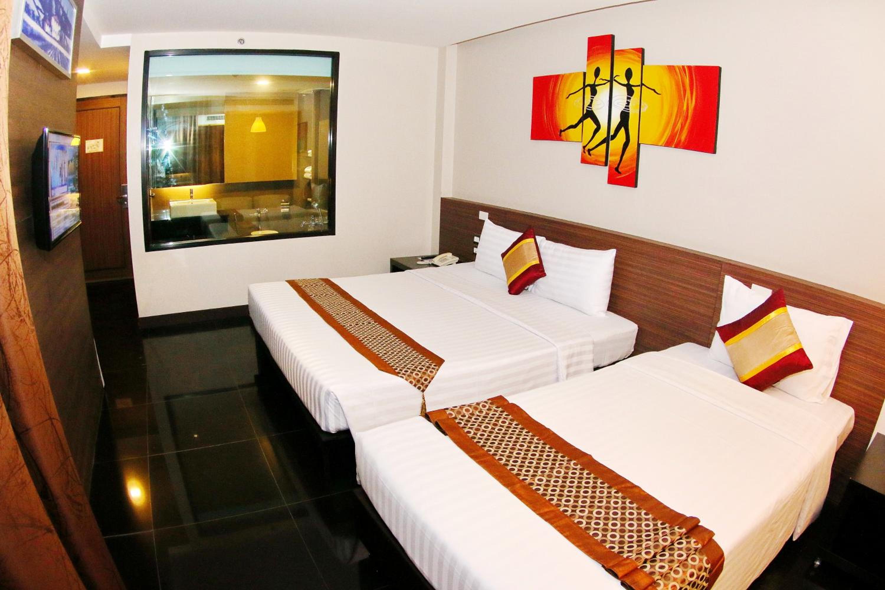 Deluxe Triple Room