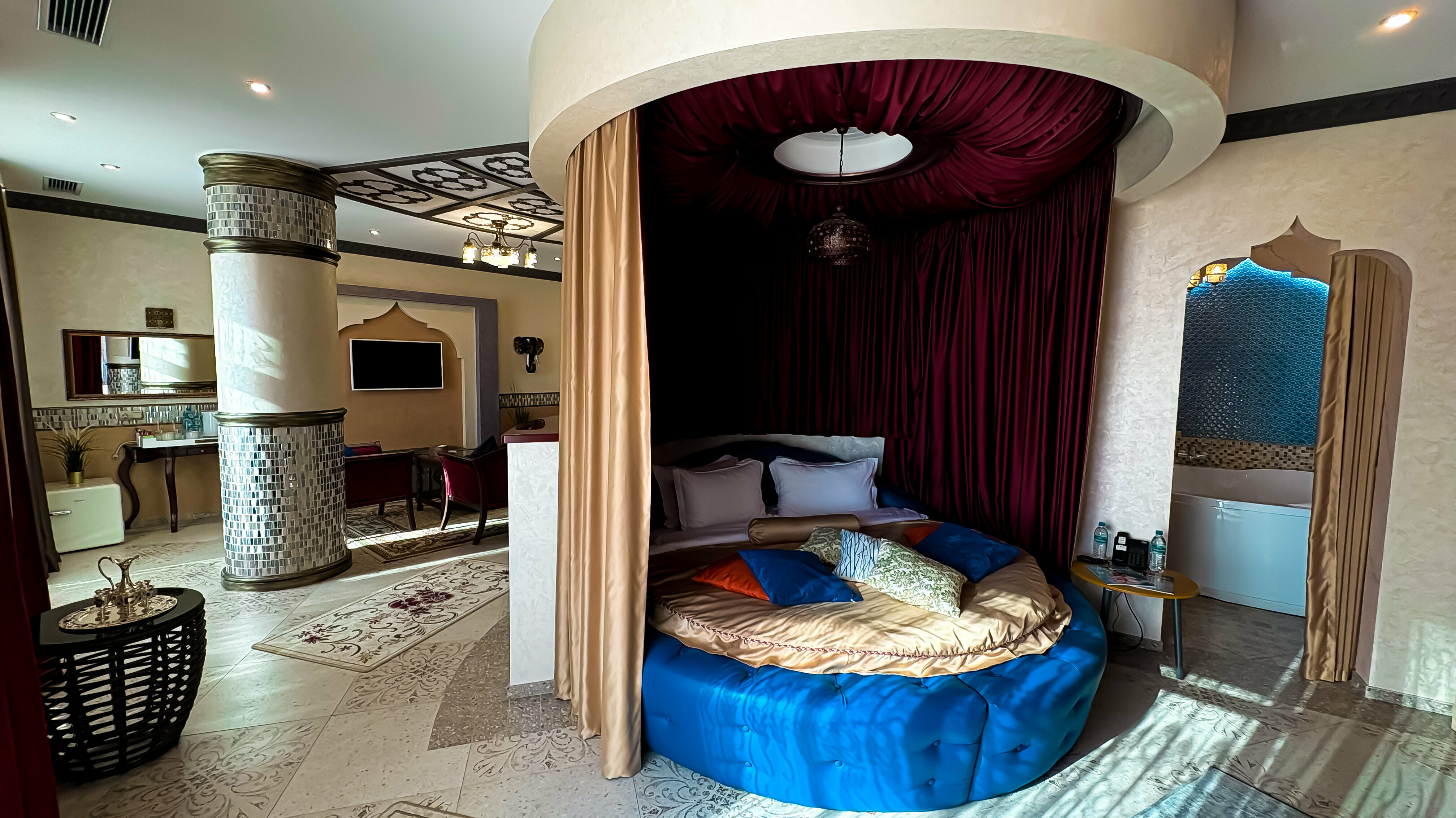 Люкс с гидромассажной ванной