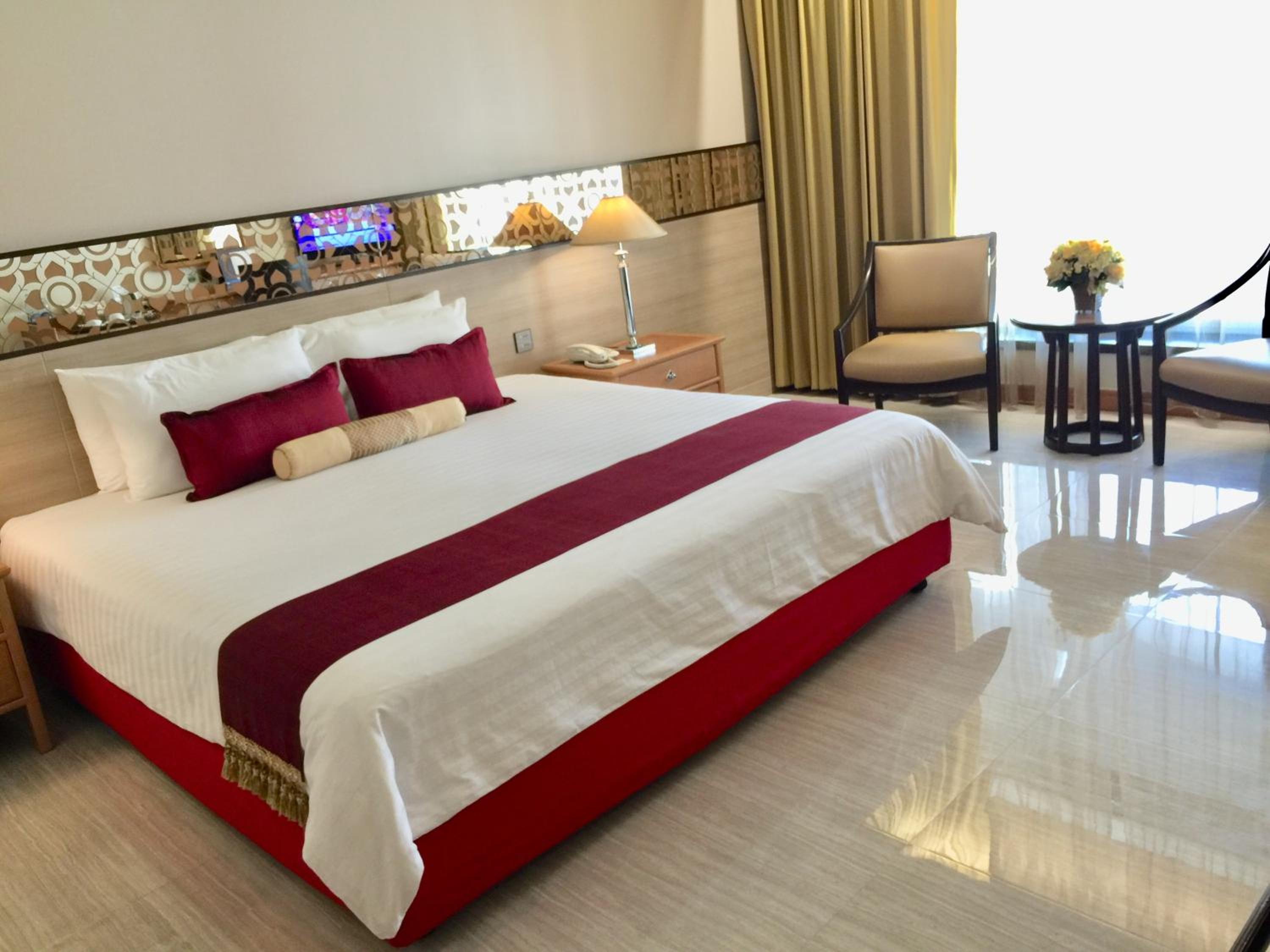 Deluxe Double or Twin Room