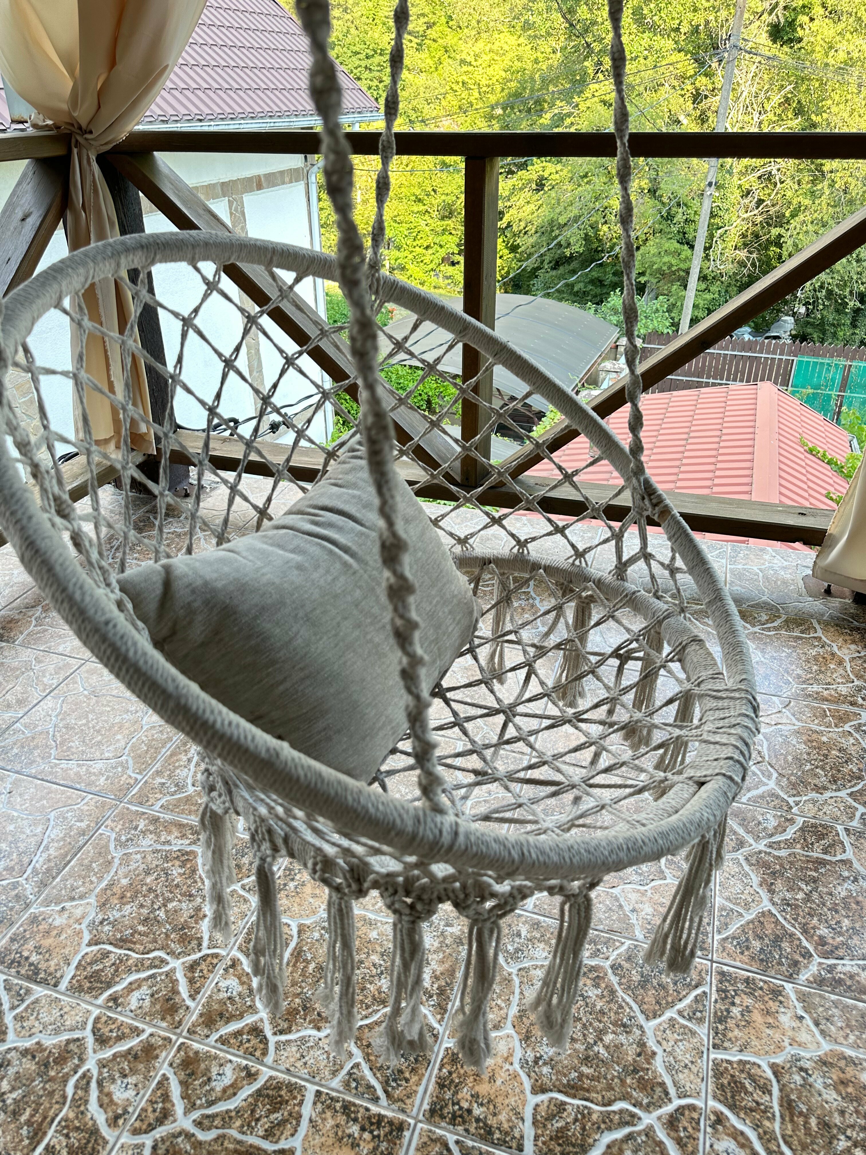 Семейный номер с видом на горы