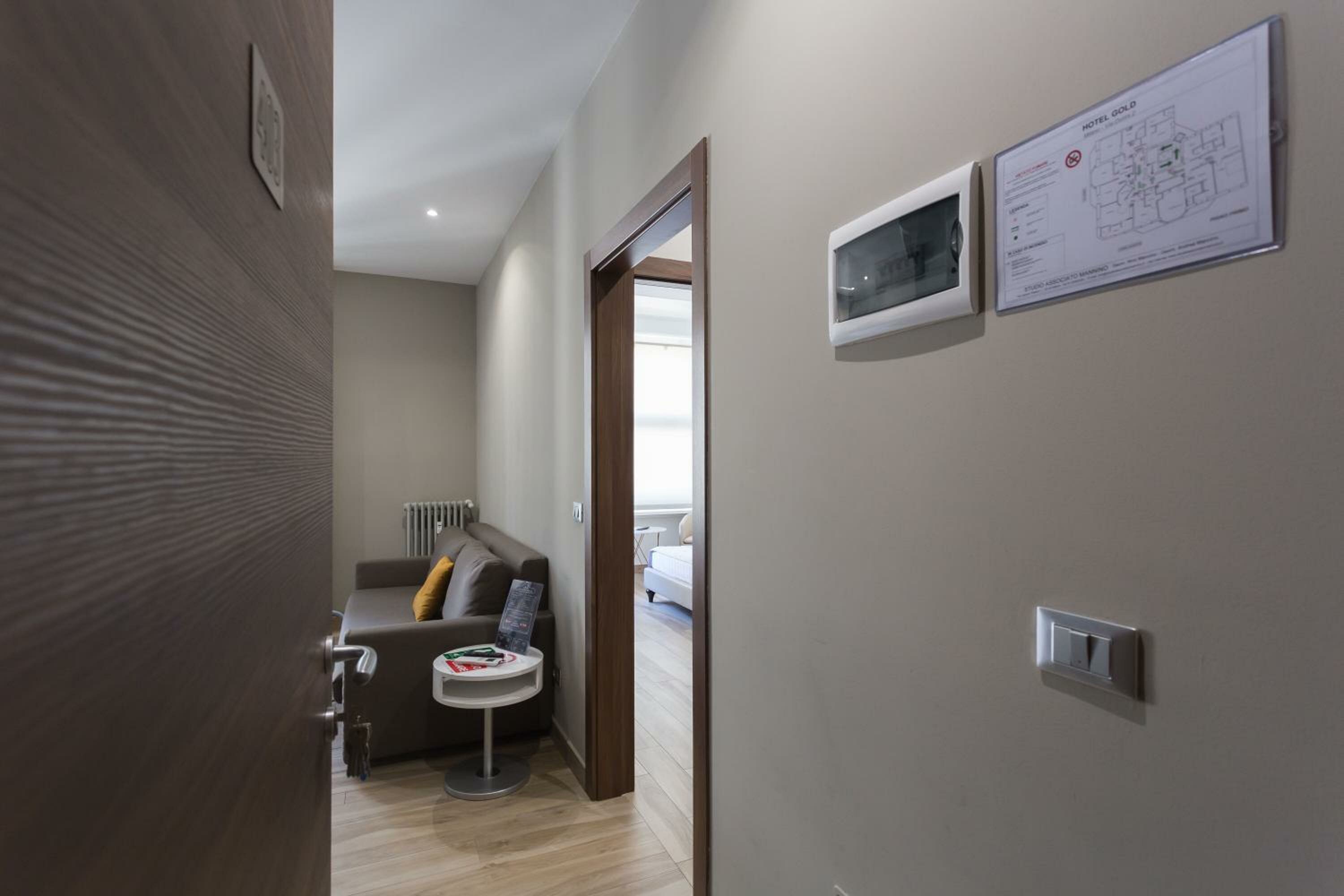 Deluxe Apartment