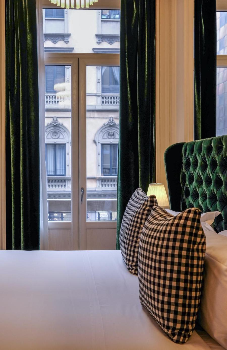 Deluxe Double Or Twin Room With City View