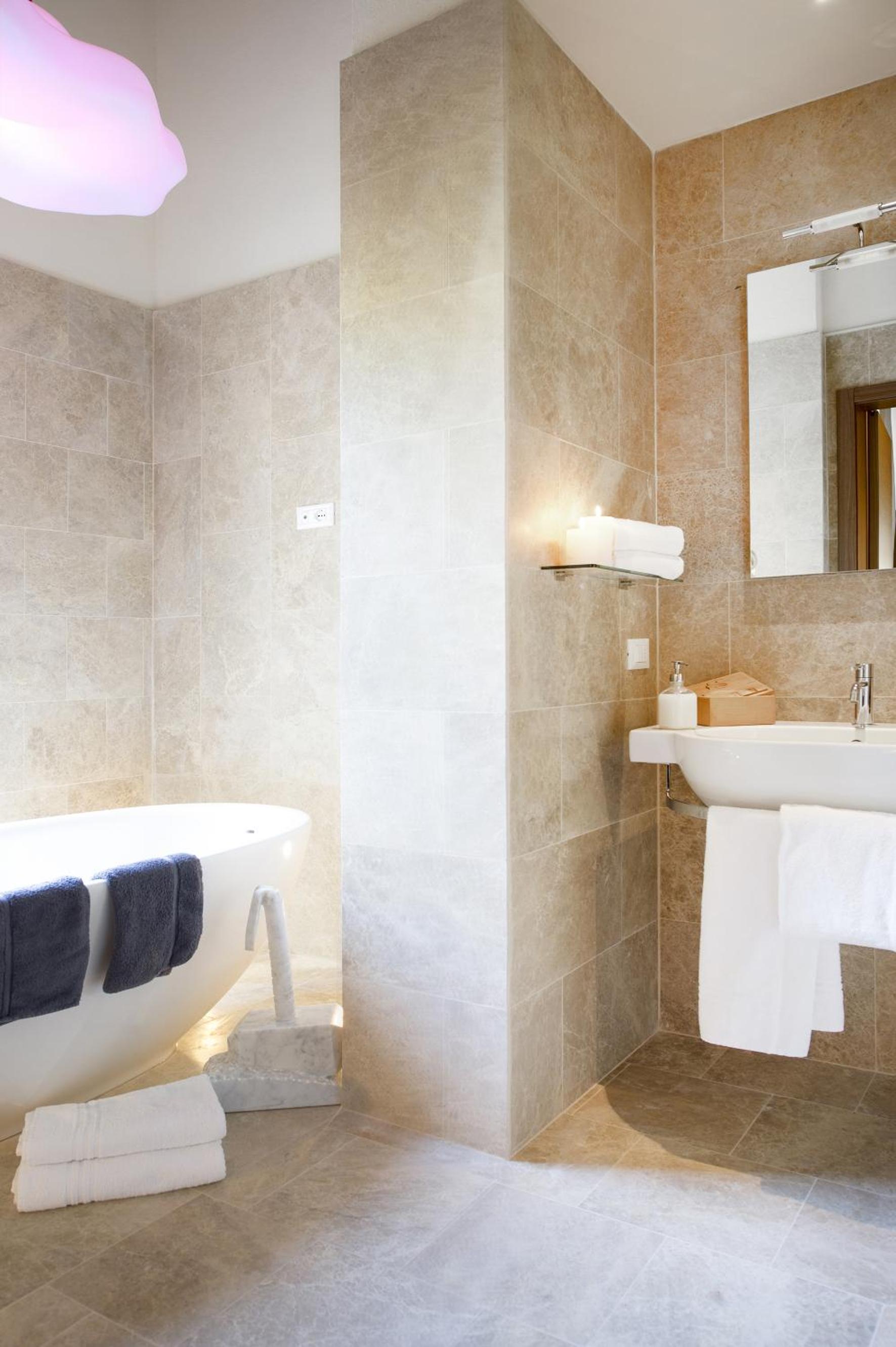 Superior Two-Bedroom Apartment with Balcony