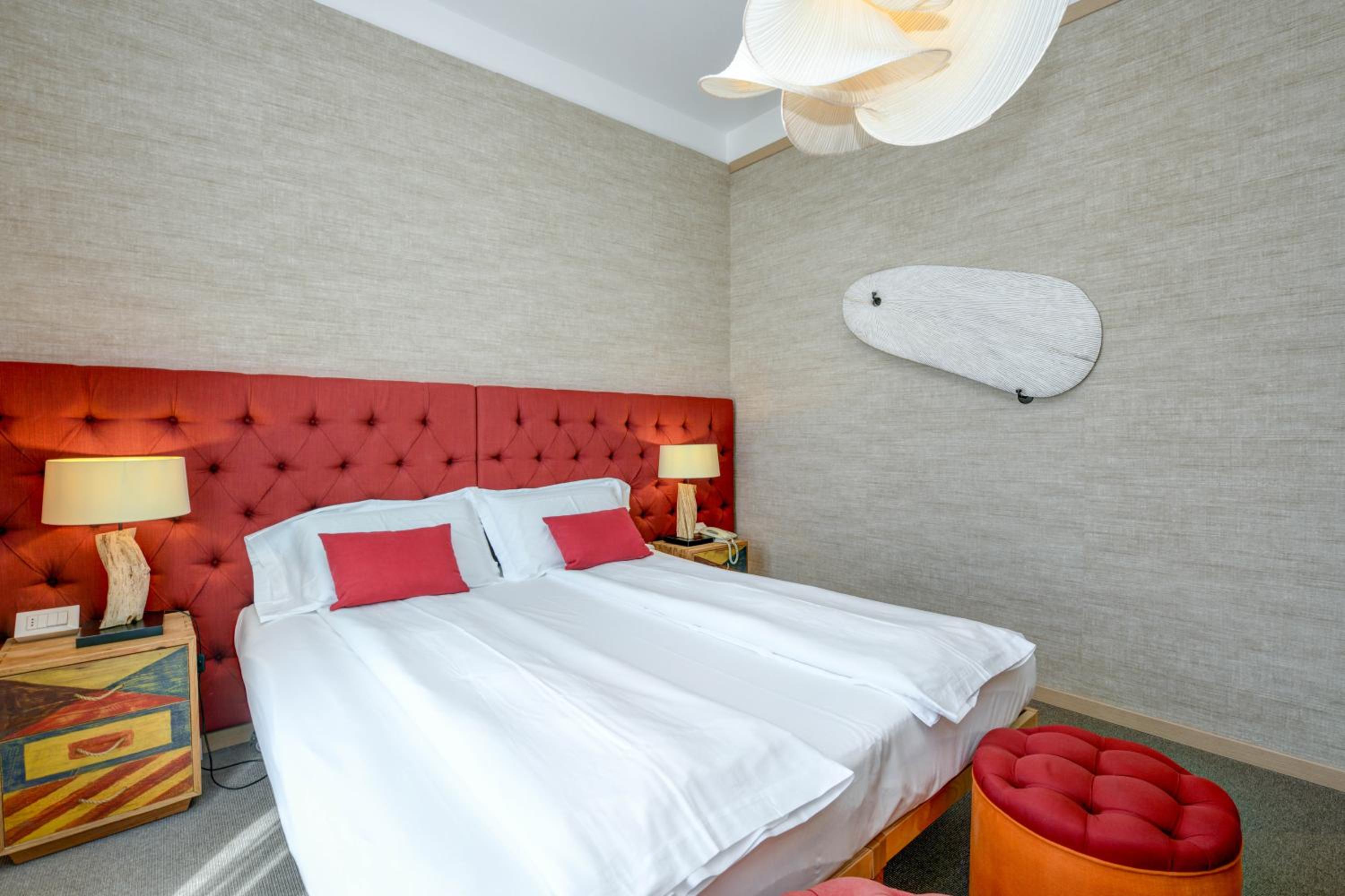 Deluxe Double Room with Lake View