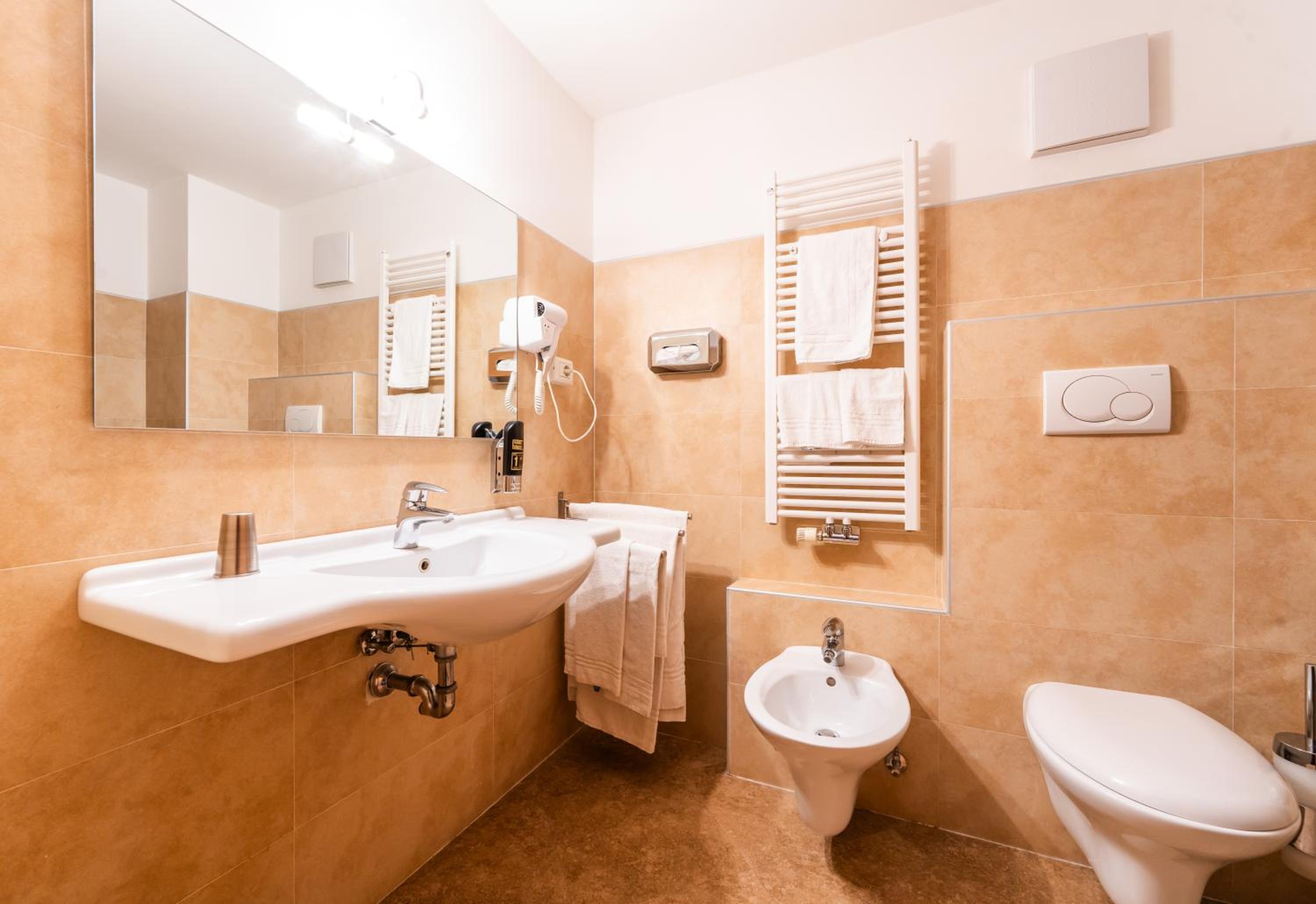 Double or Twin Room with Spa Access