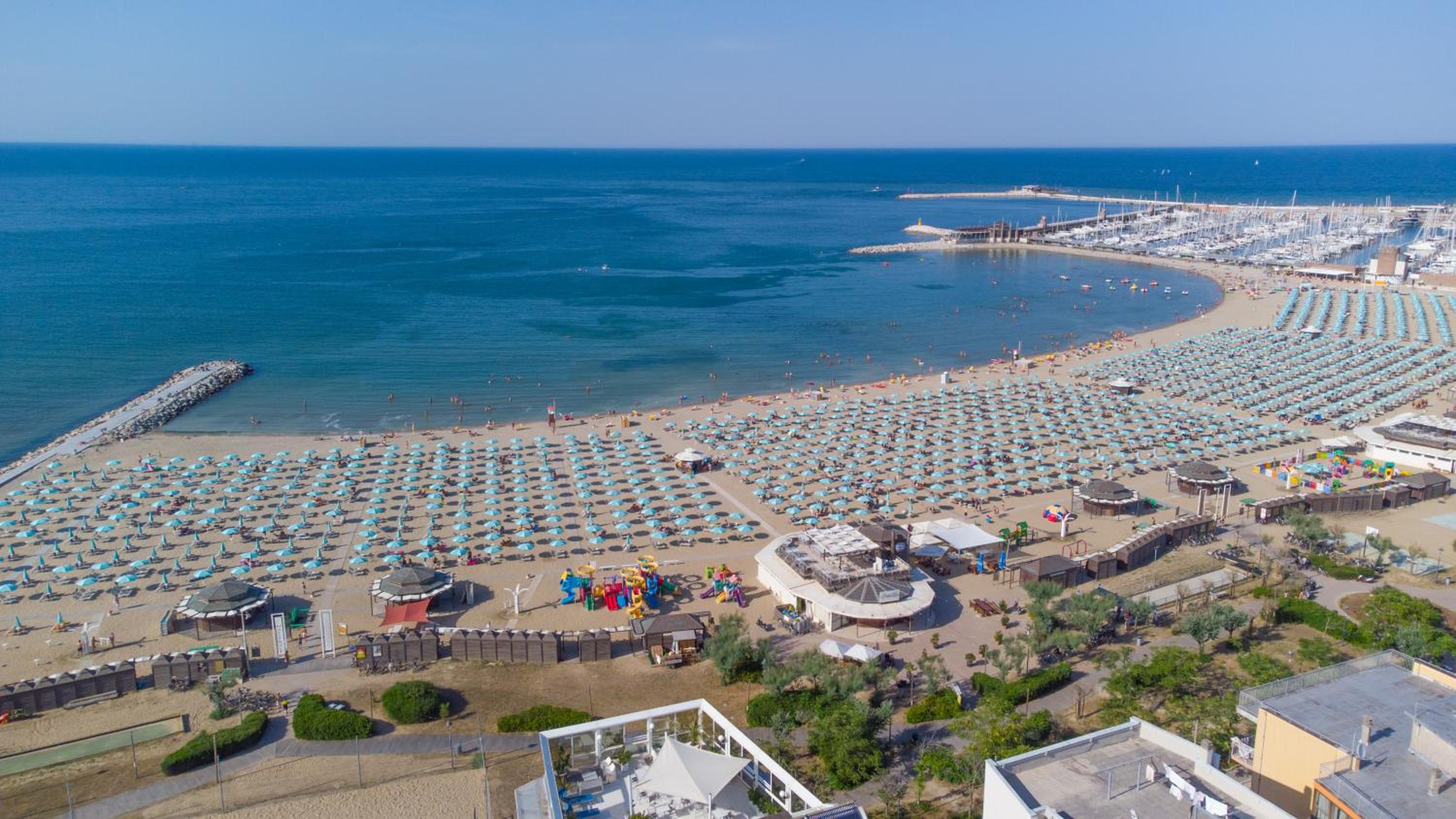 Classic Double Room with Balcony and Partial Sea View