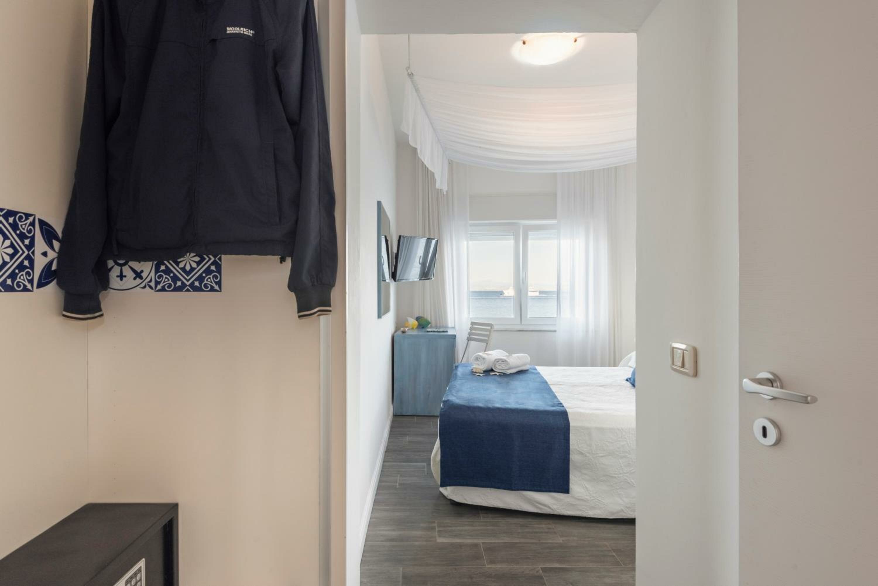 Standard Double Room with Sea View