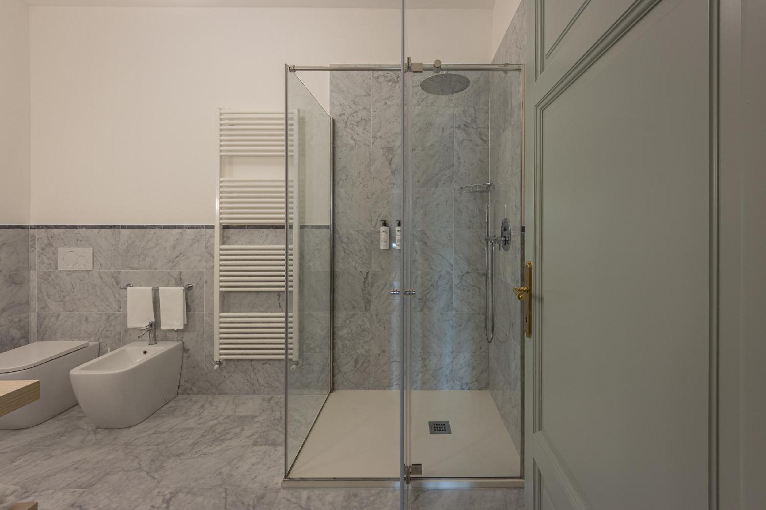 Two-Bedroom Residence Thym