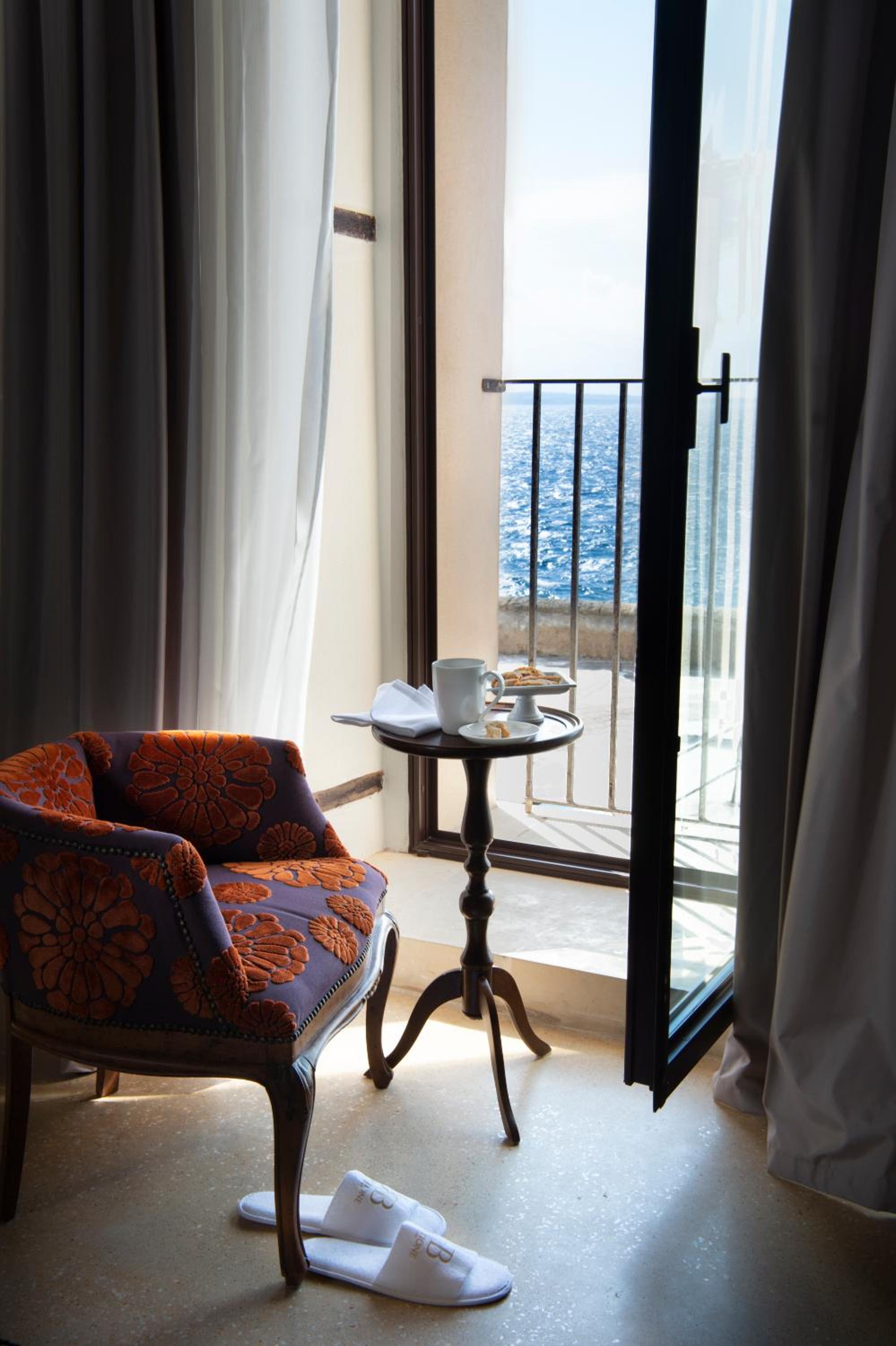 Suite with Sea View