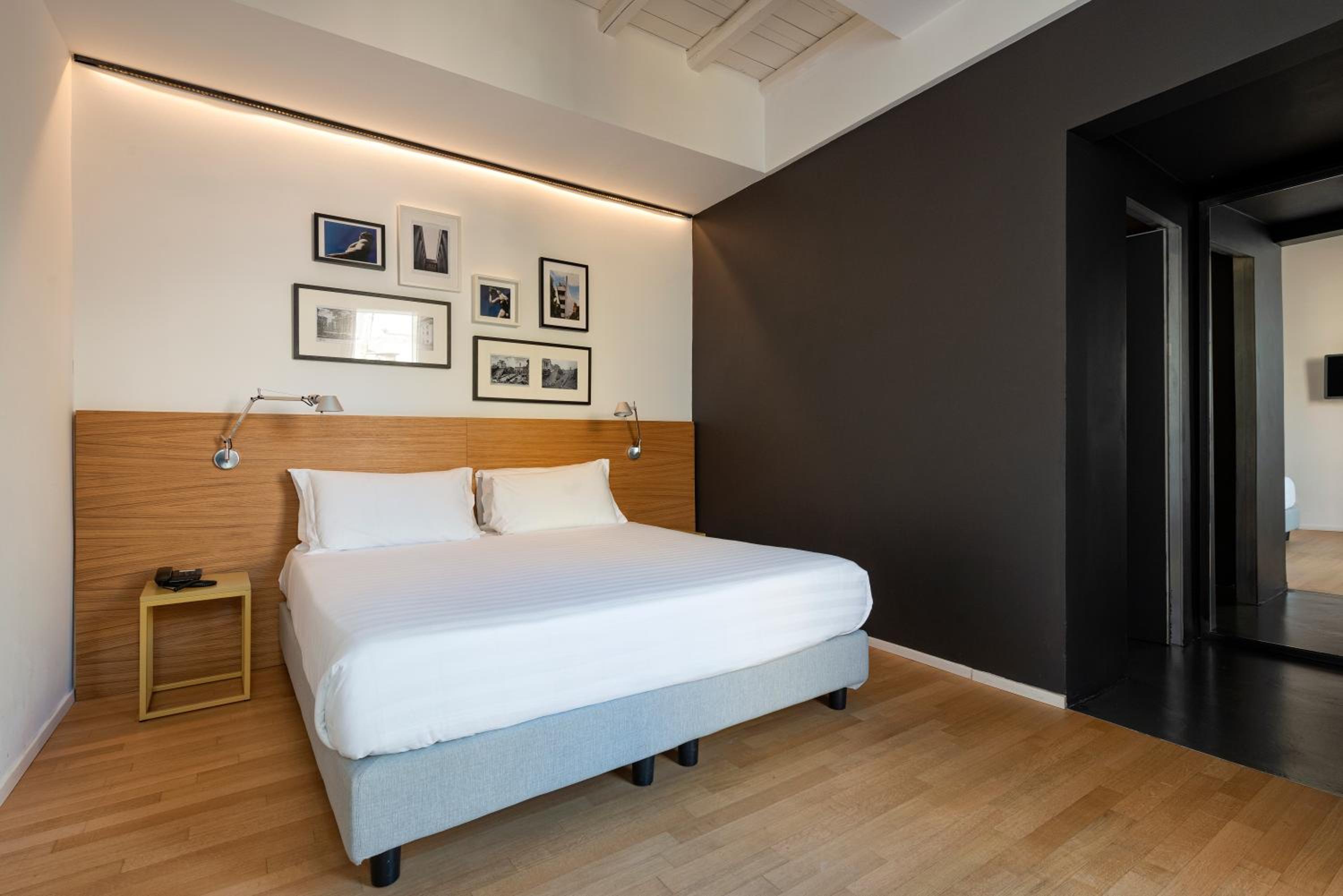 Superior Double Room with Terrace