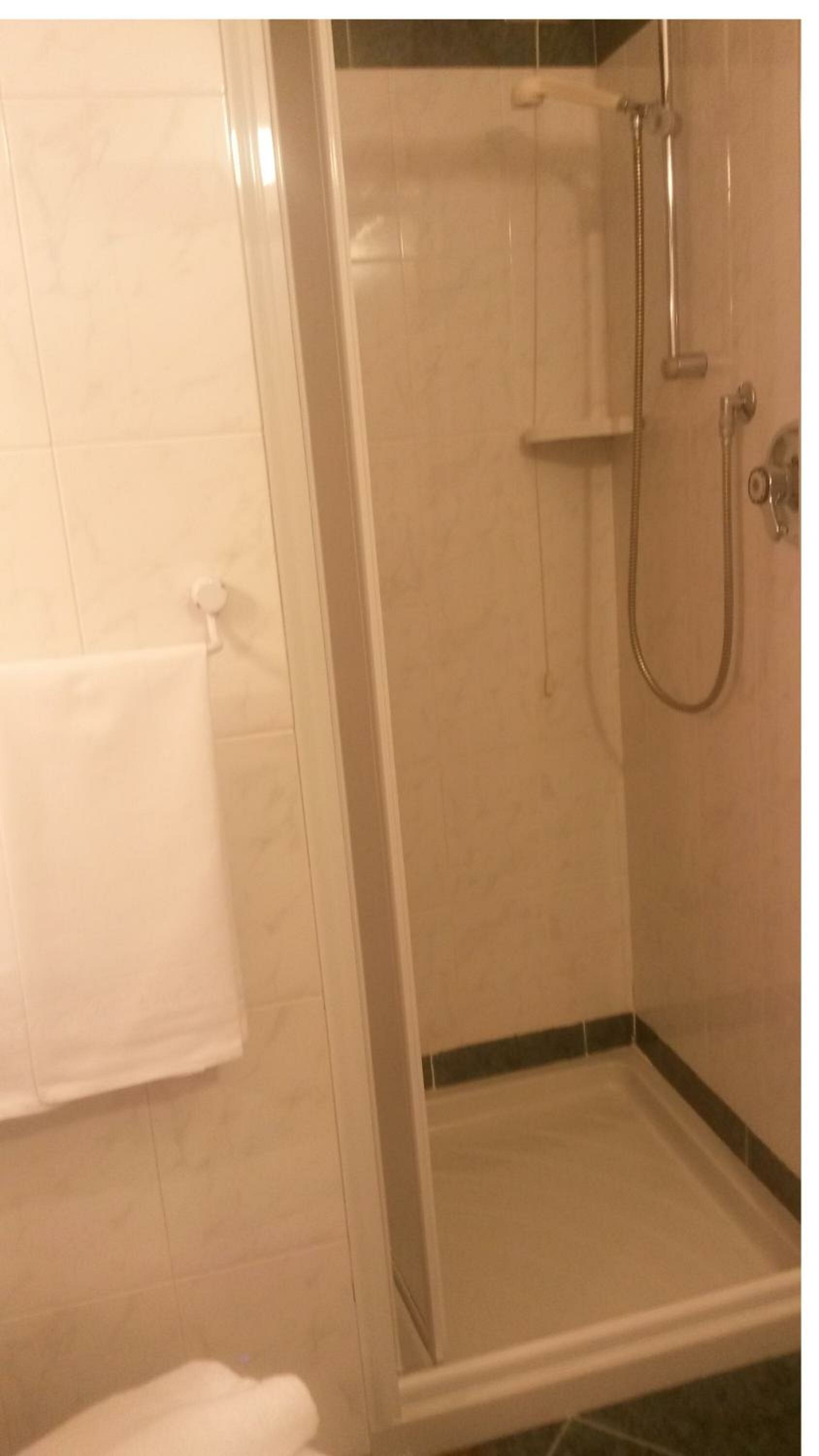 Double or Twin Room with Lake View