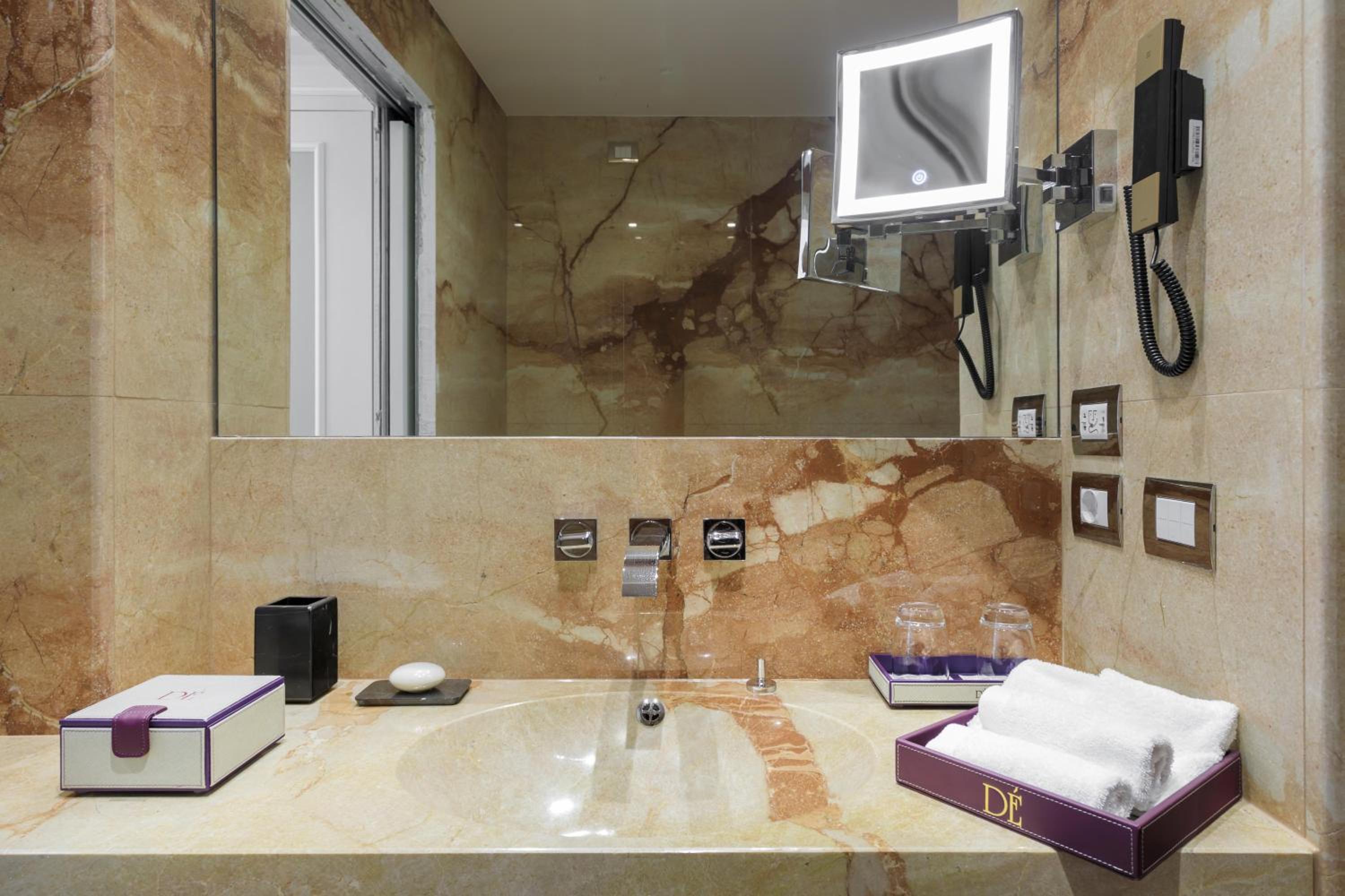 Comfort Double or Twin Room