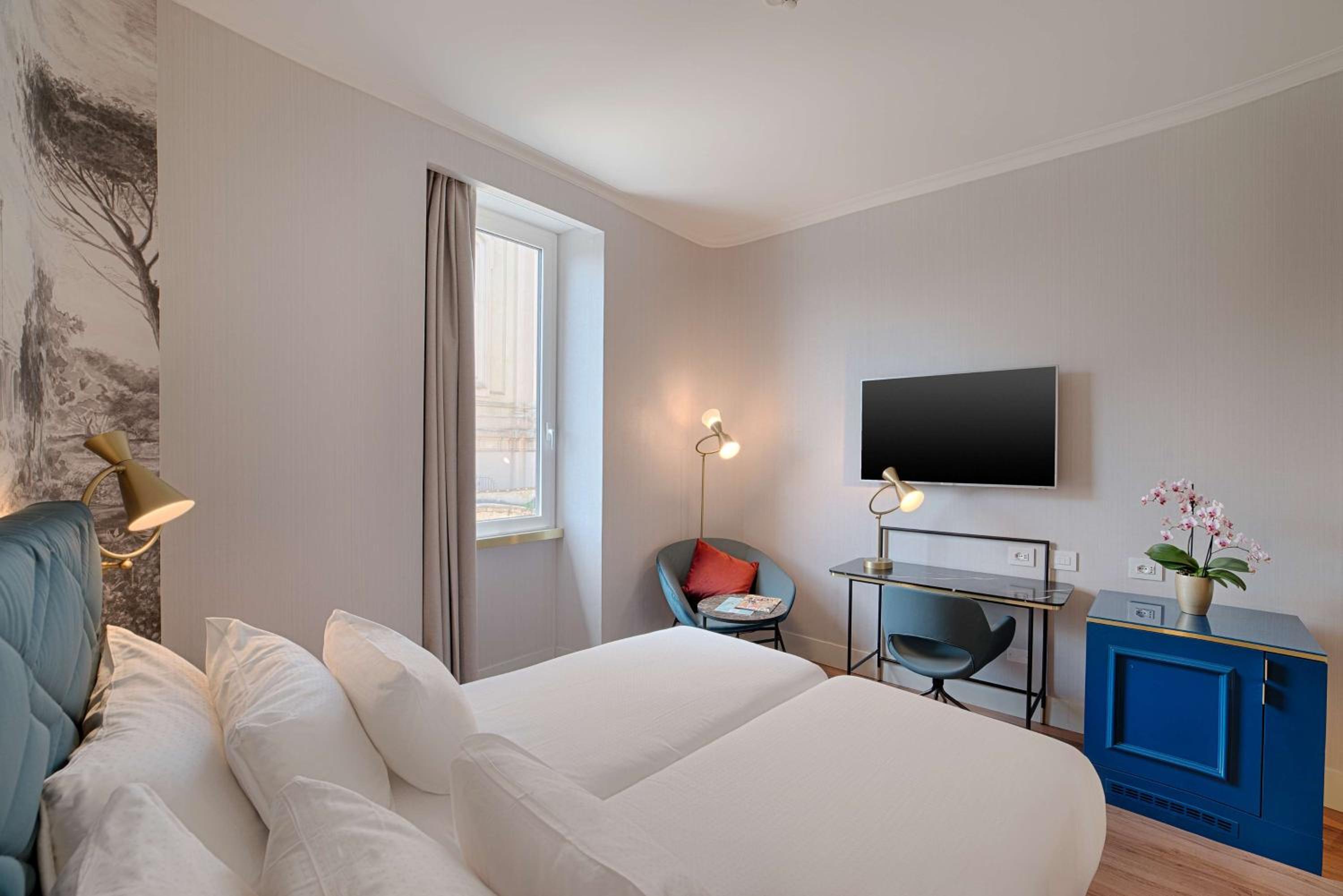 Superior Twin Room with View