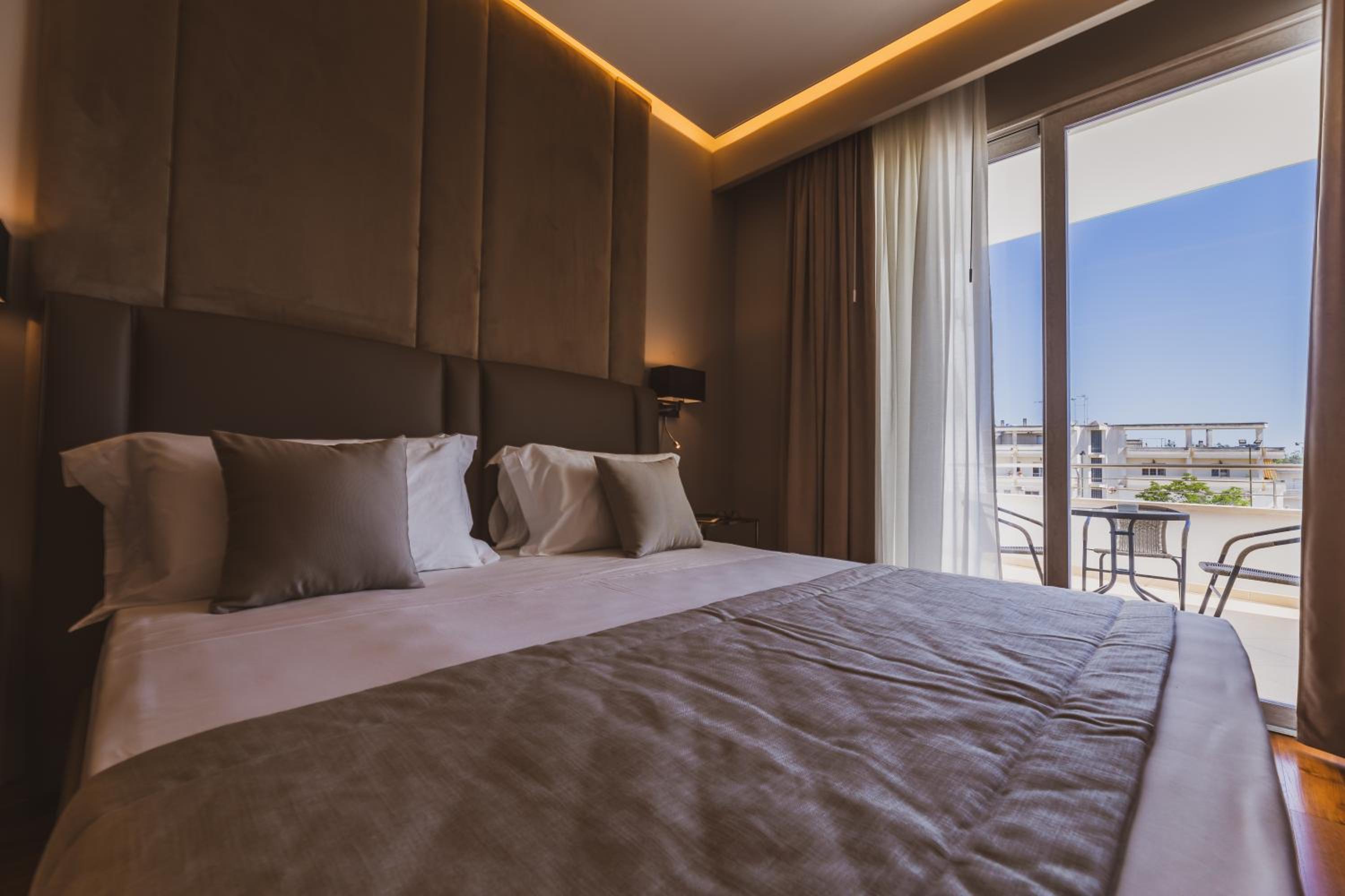 Deluxe Double Room with Bath