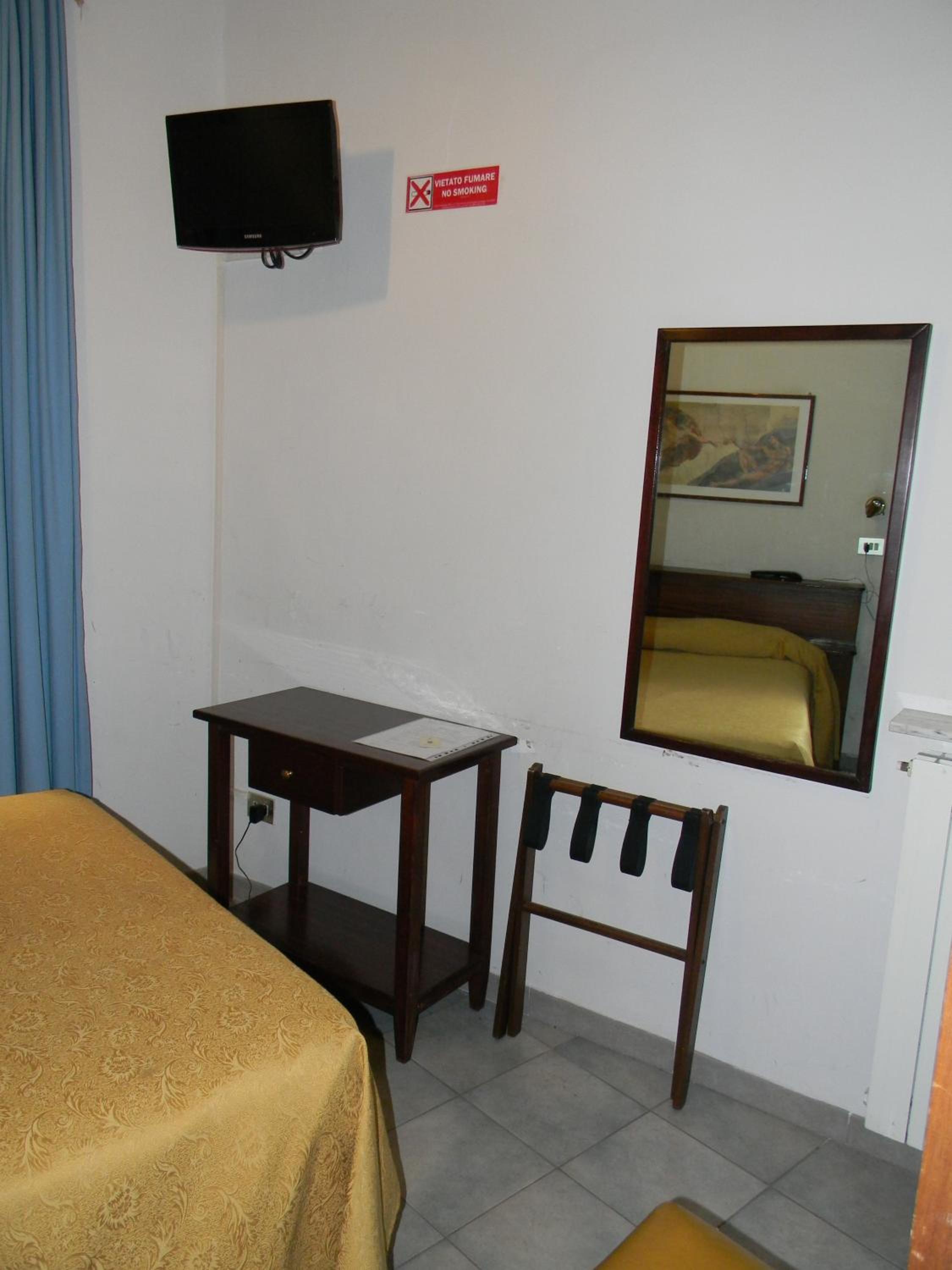 Comfort Single Room
