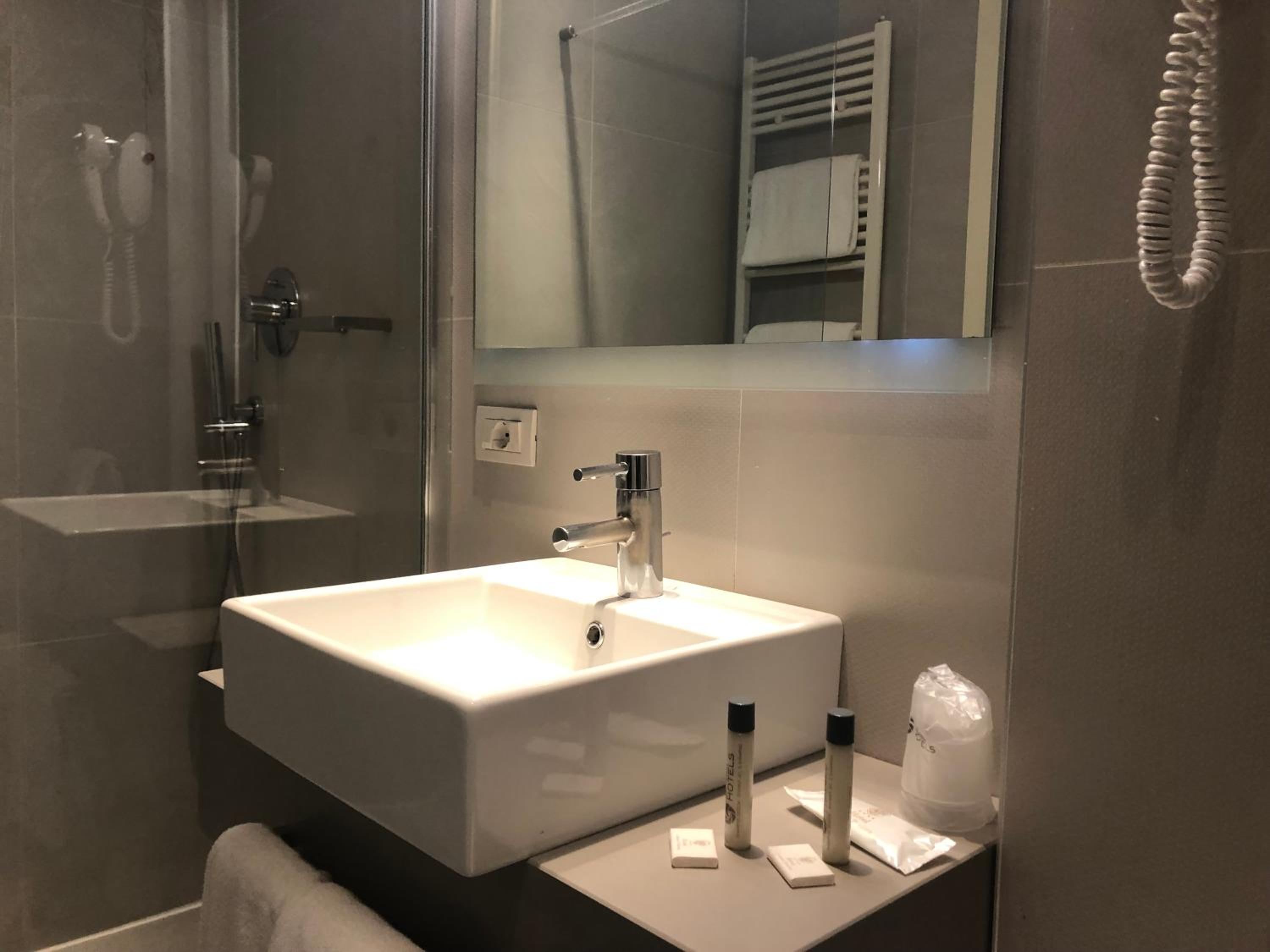 Superior Single Room