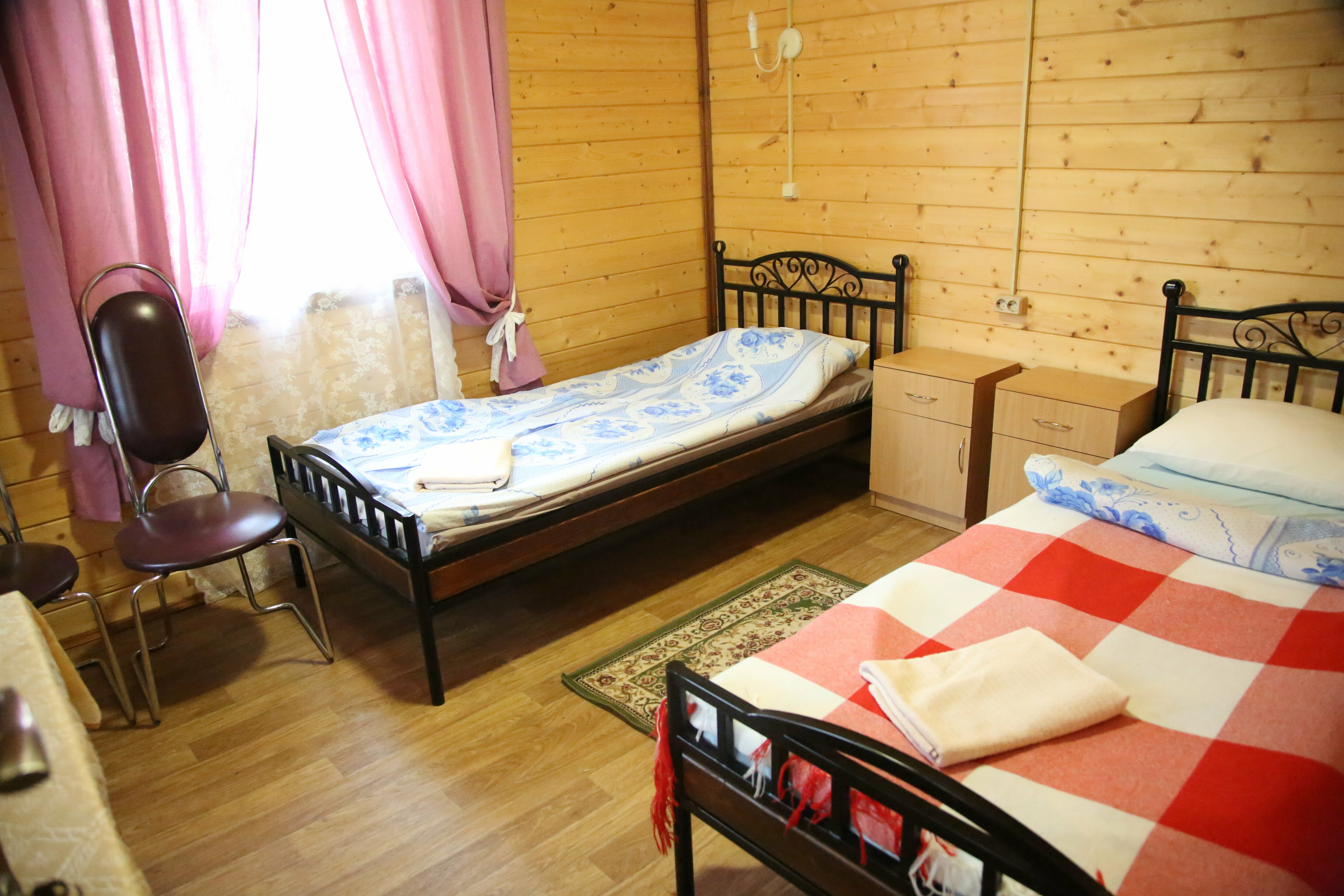 Общий 4-местный номер для мужчин и женщин