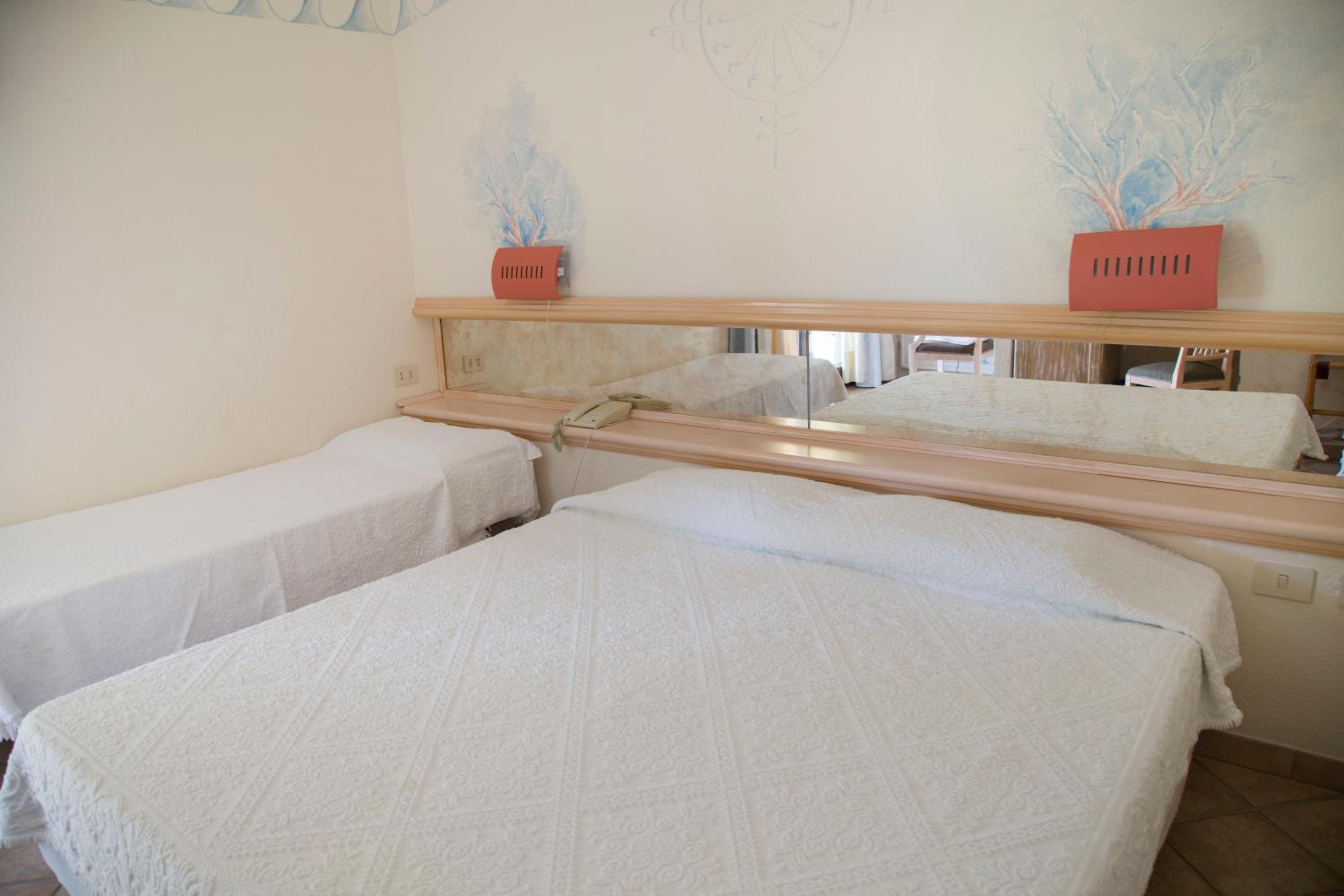 Cottage (2 Adults + 1 Child)