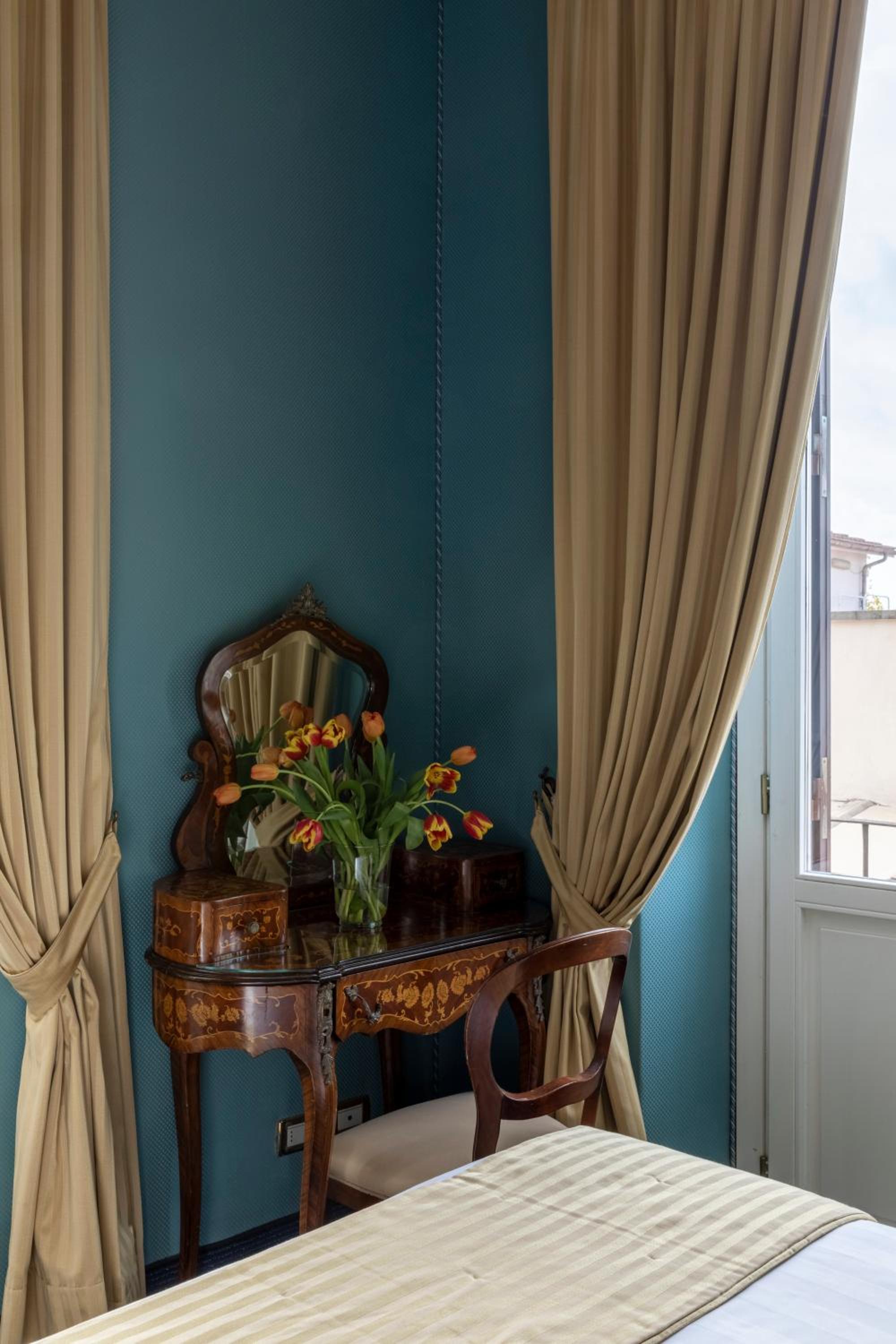 Deluxe Double or Twin Room with Balcony