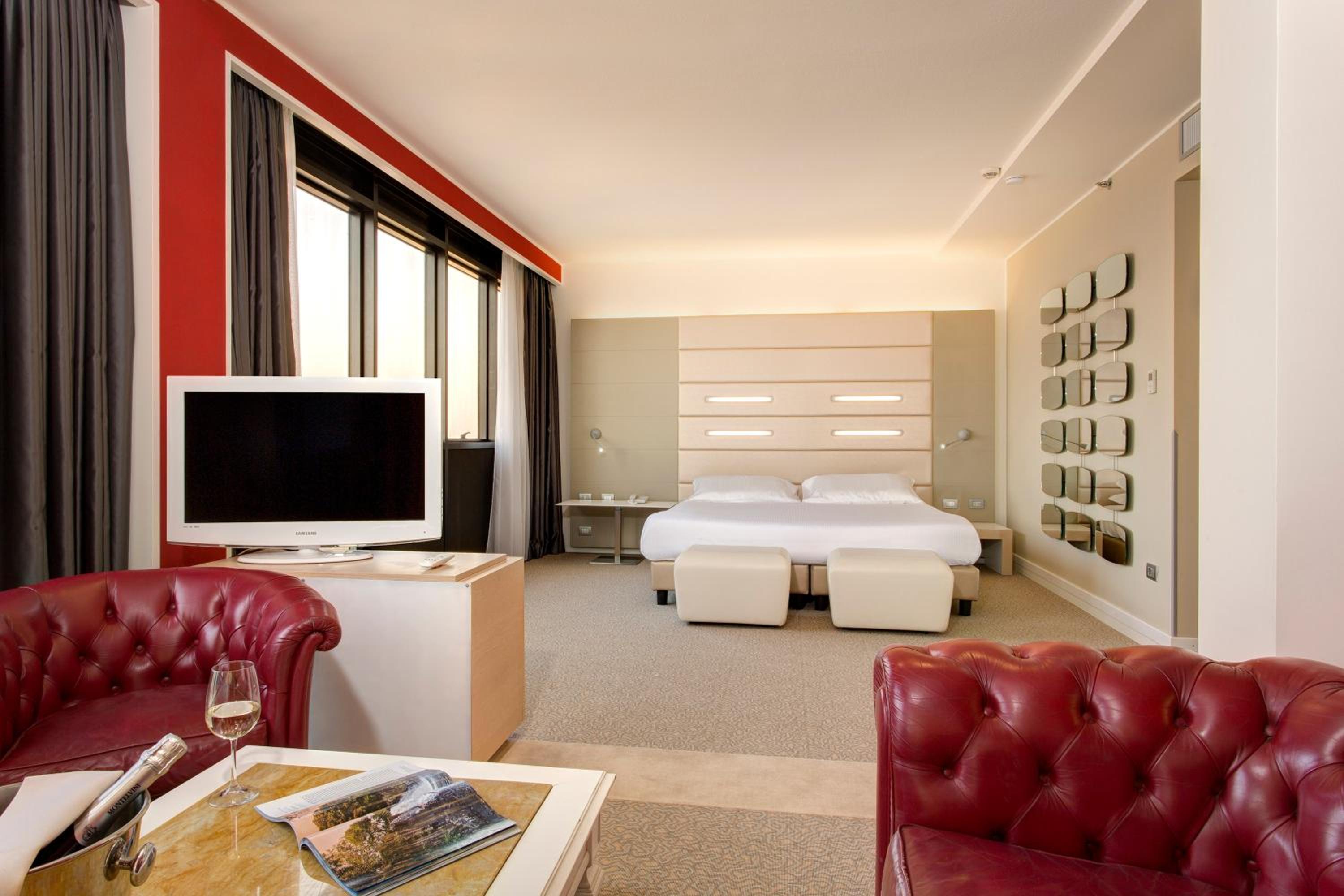 Deluxe Junior Suite