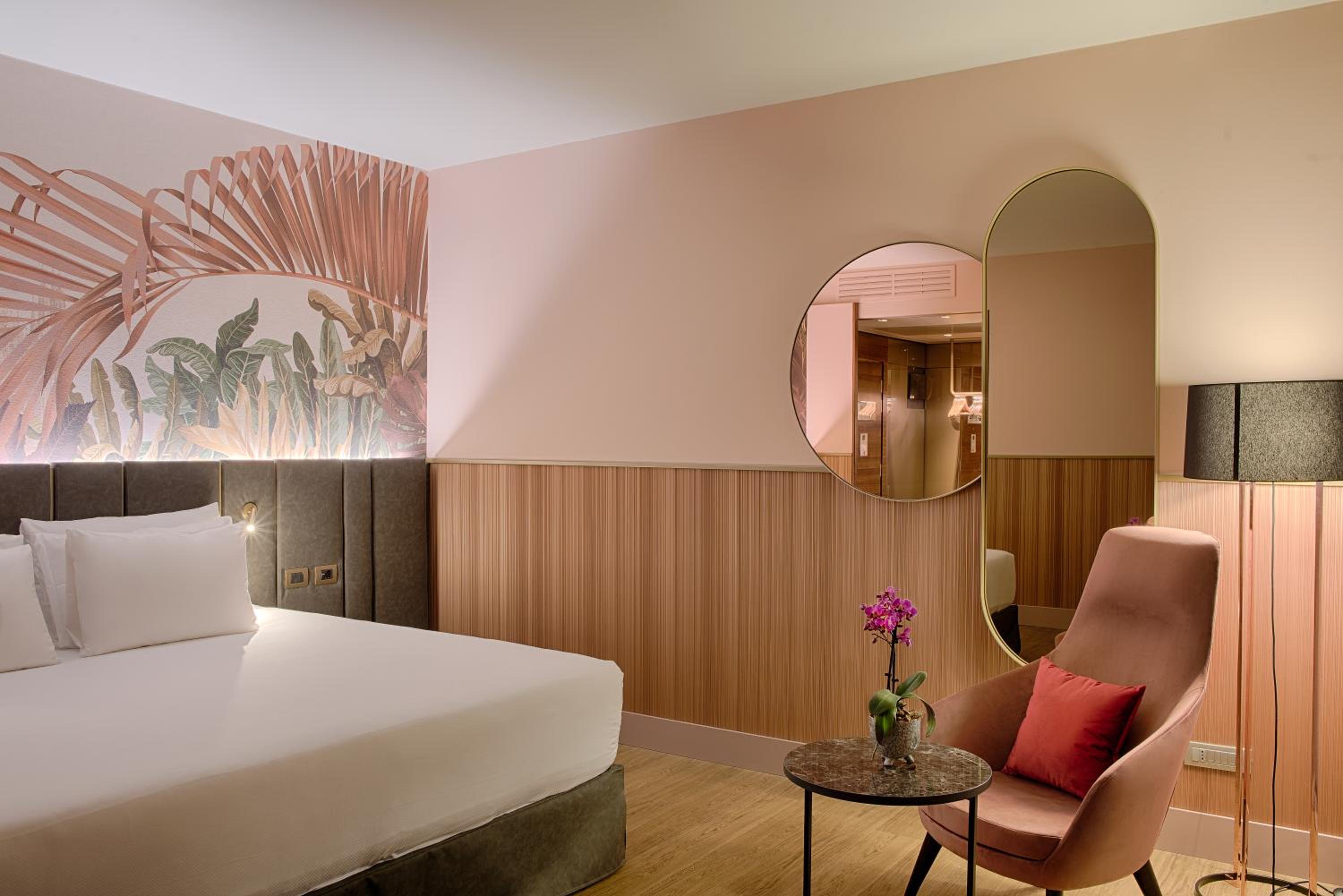 Premium Double or Twin Room - VIP Floor