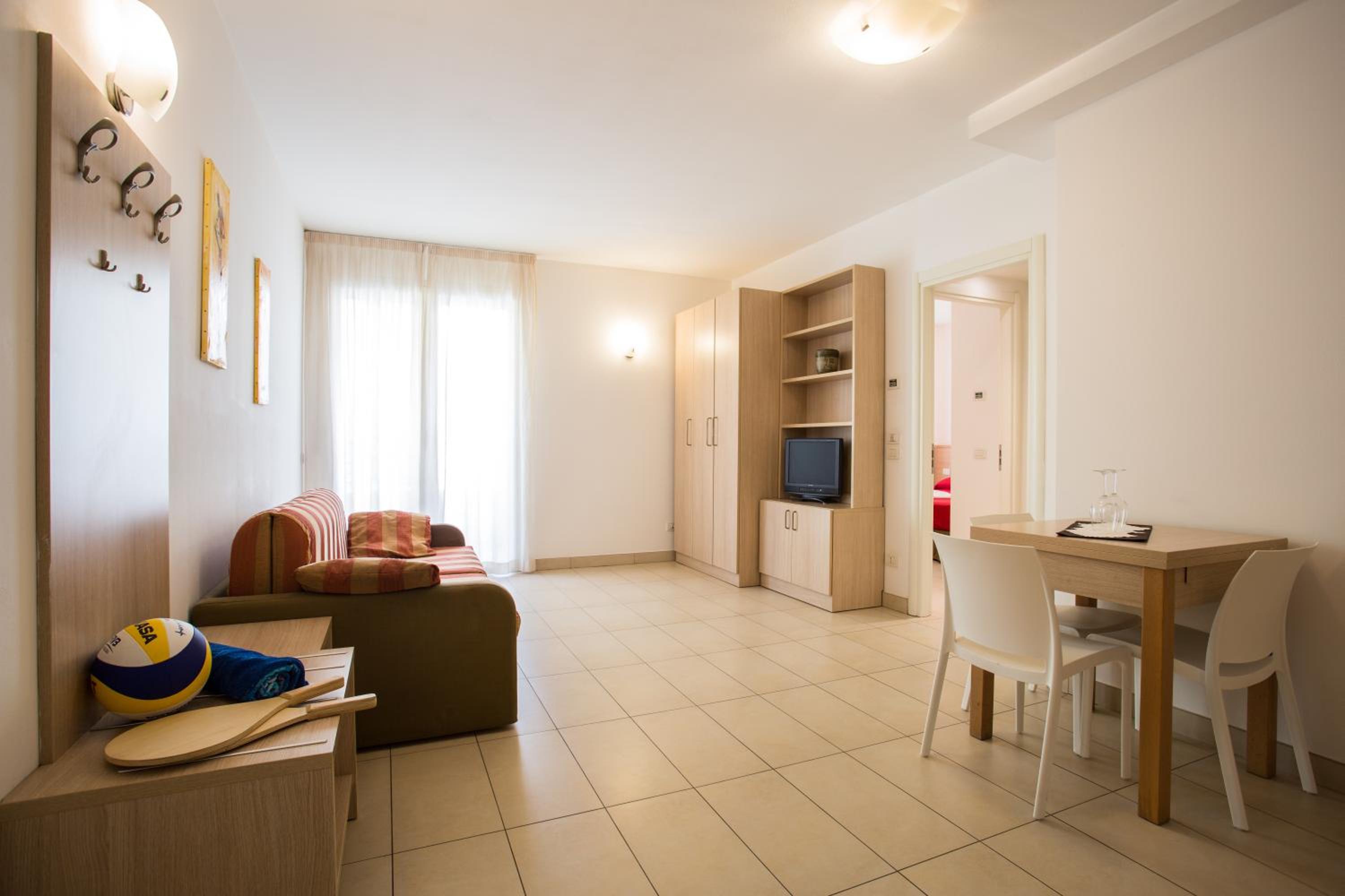 One-Bedroom Apartment